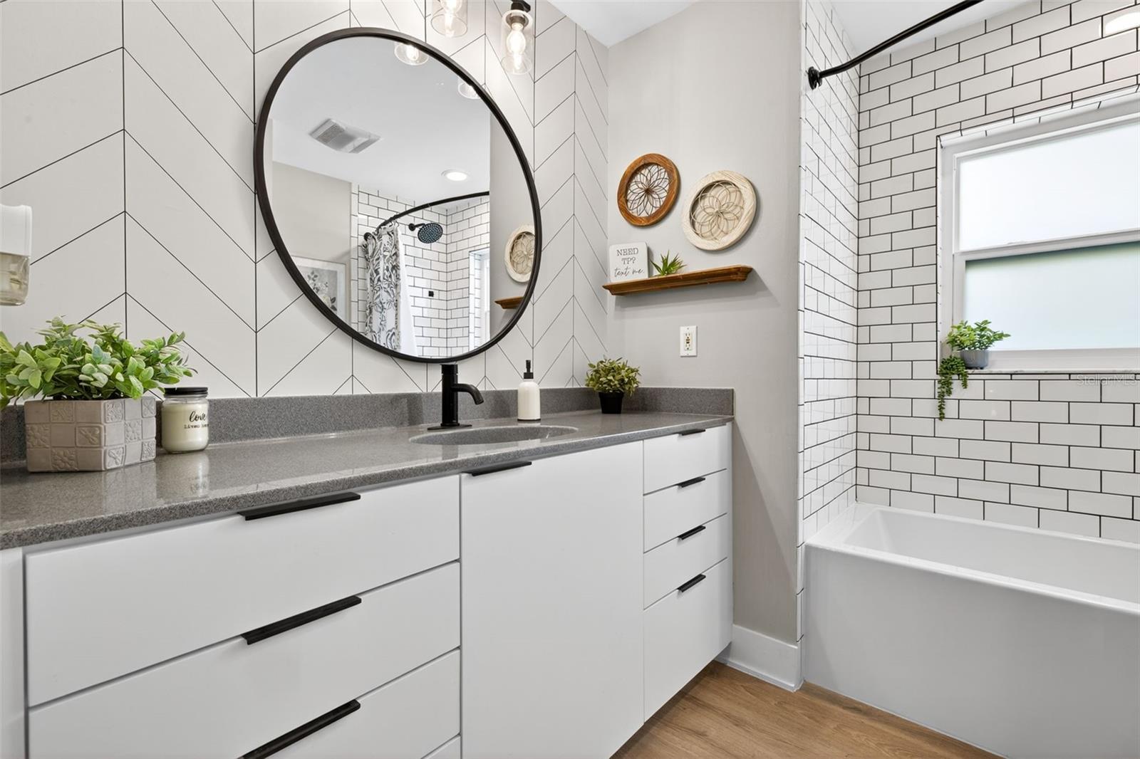 Image 20 of 38 For 3405 10th Place