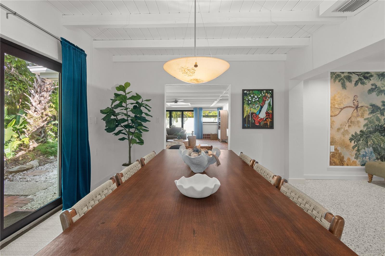 Image 20 of 70 For 157 Garden Lane