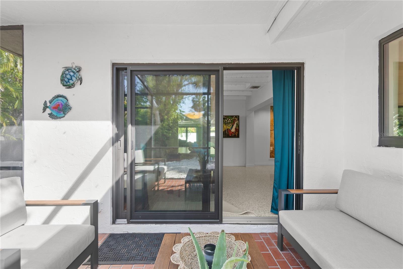 Image 34 of 70 For 157 Garden Lane