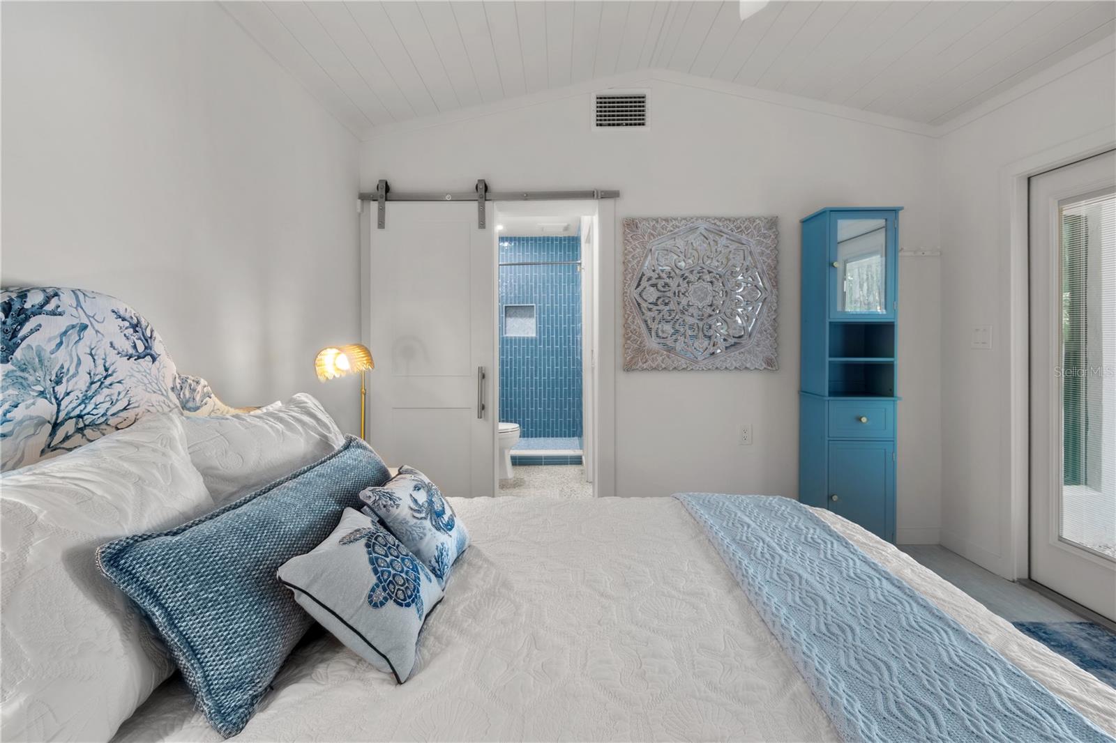 Image 36 of 70 For 157 Garden Lane