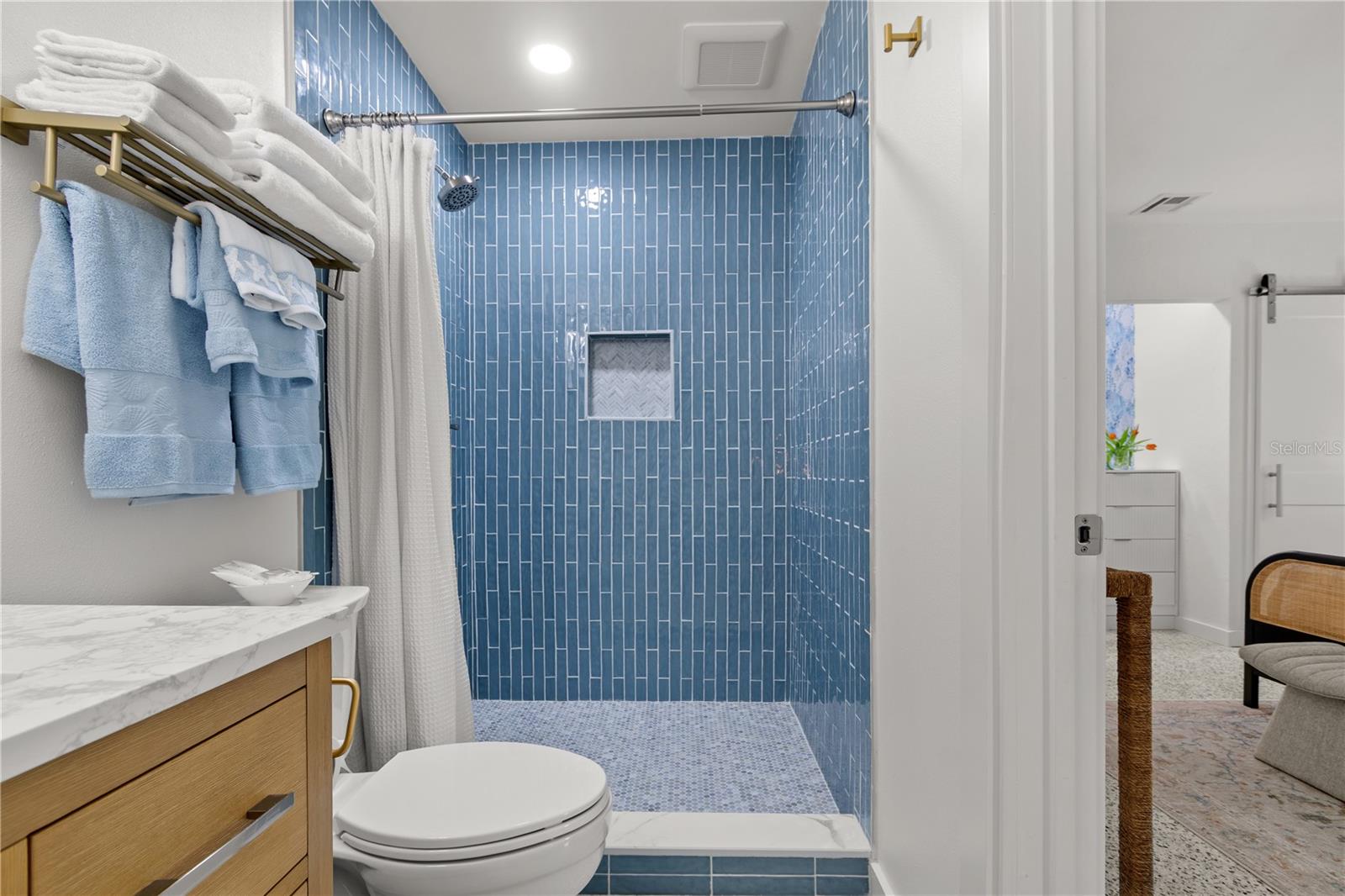 Image 39 of 70 For 157 Garden Lane