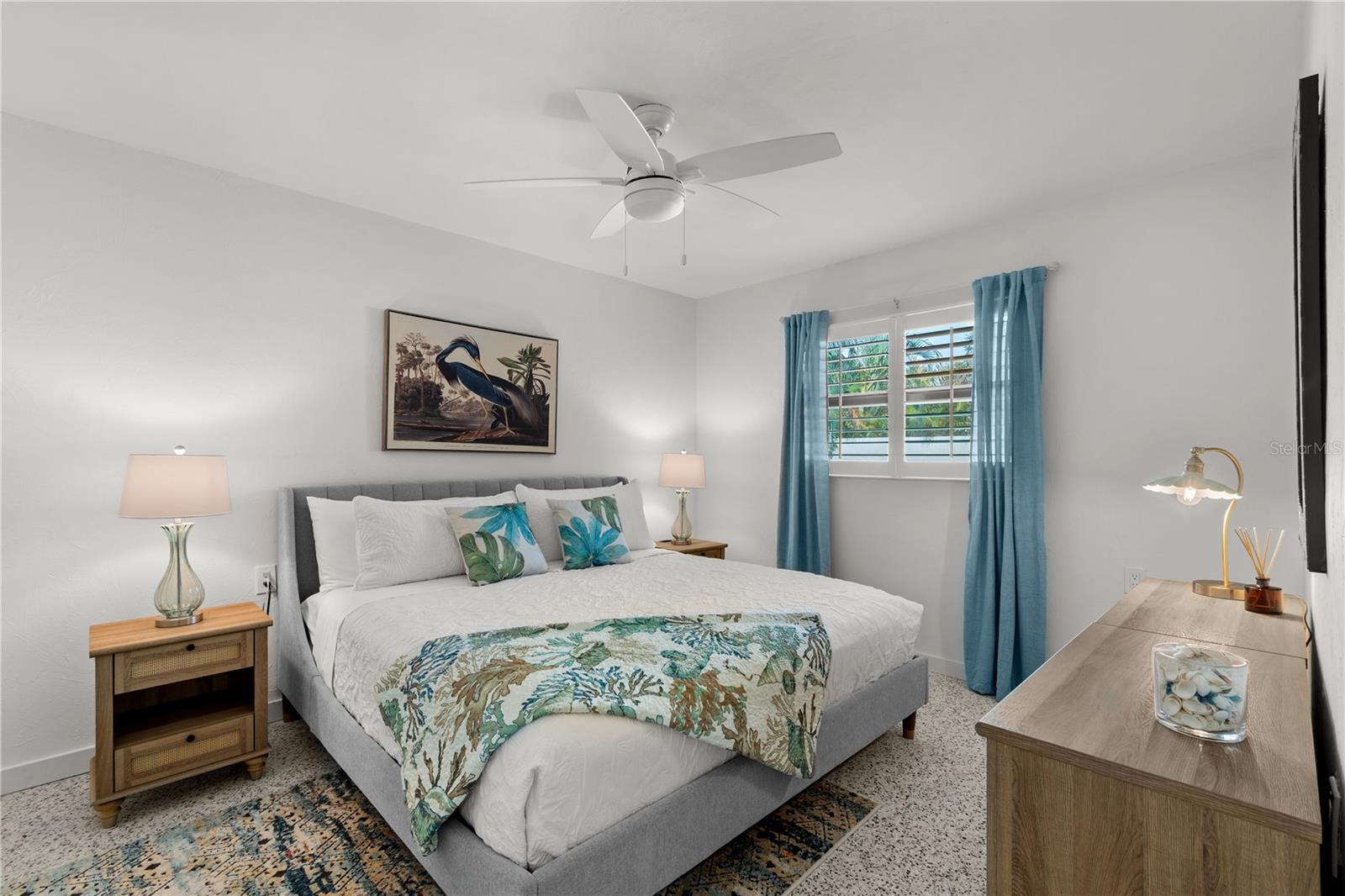 Image 42 of 70 For 157 Garden Lane