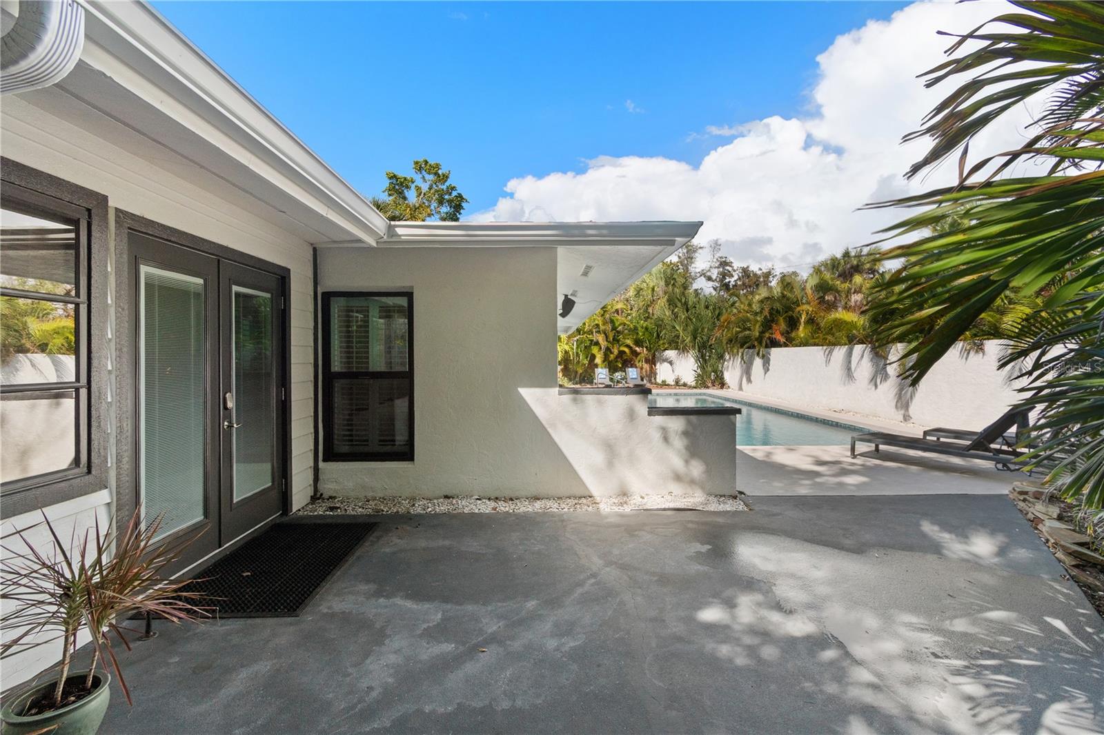 Image 55 of 70 For 157 Garden Lane