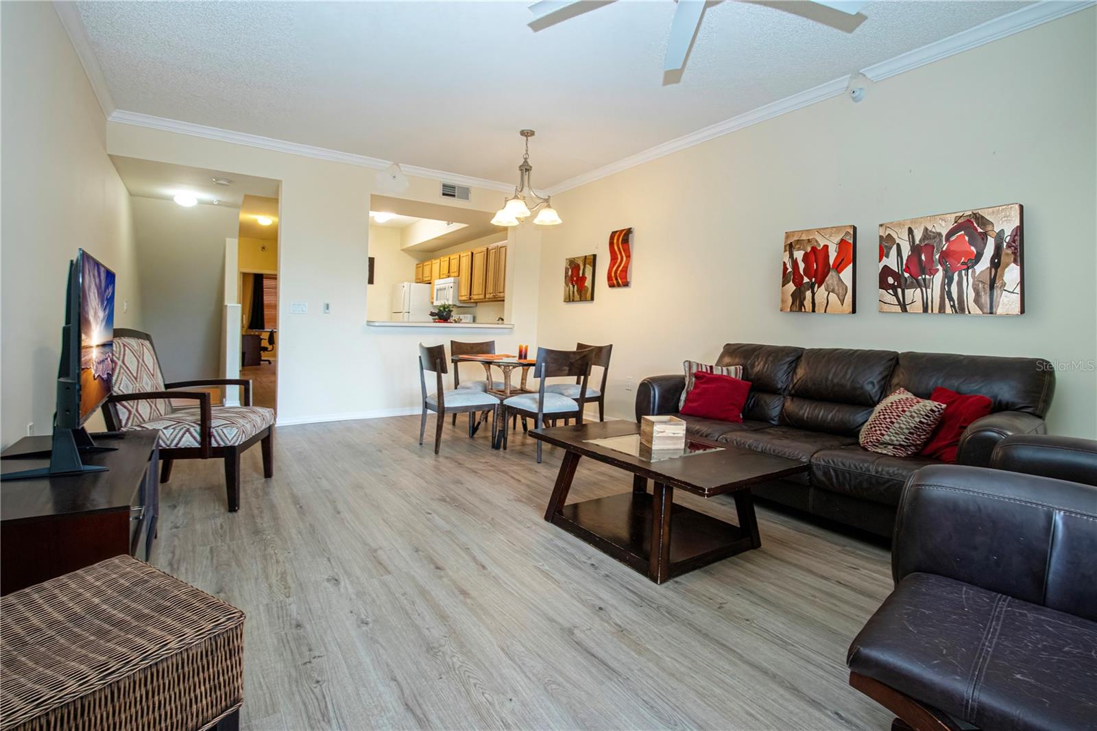 Image 10 of 59 For 5711 Bentgrass Drive 19-202