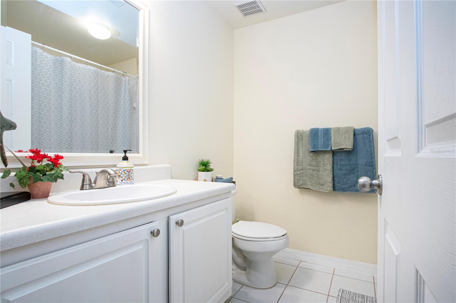 Image 15 of 59 For 5711 Bentgrass Drive 19-202