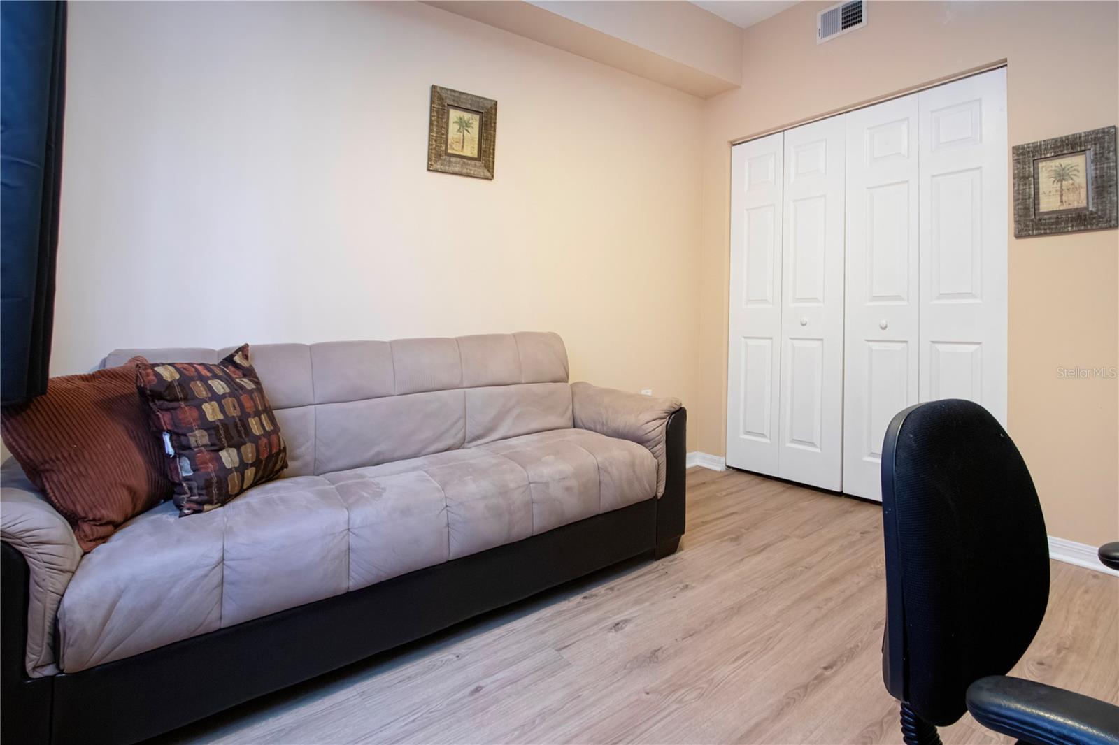 Image 17 of 59 For 5711 Bentgrass Drive 19-202