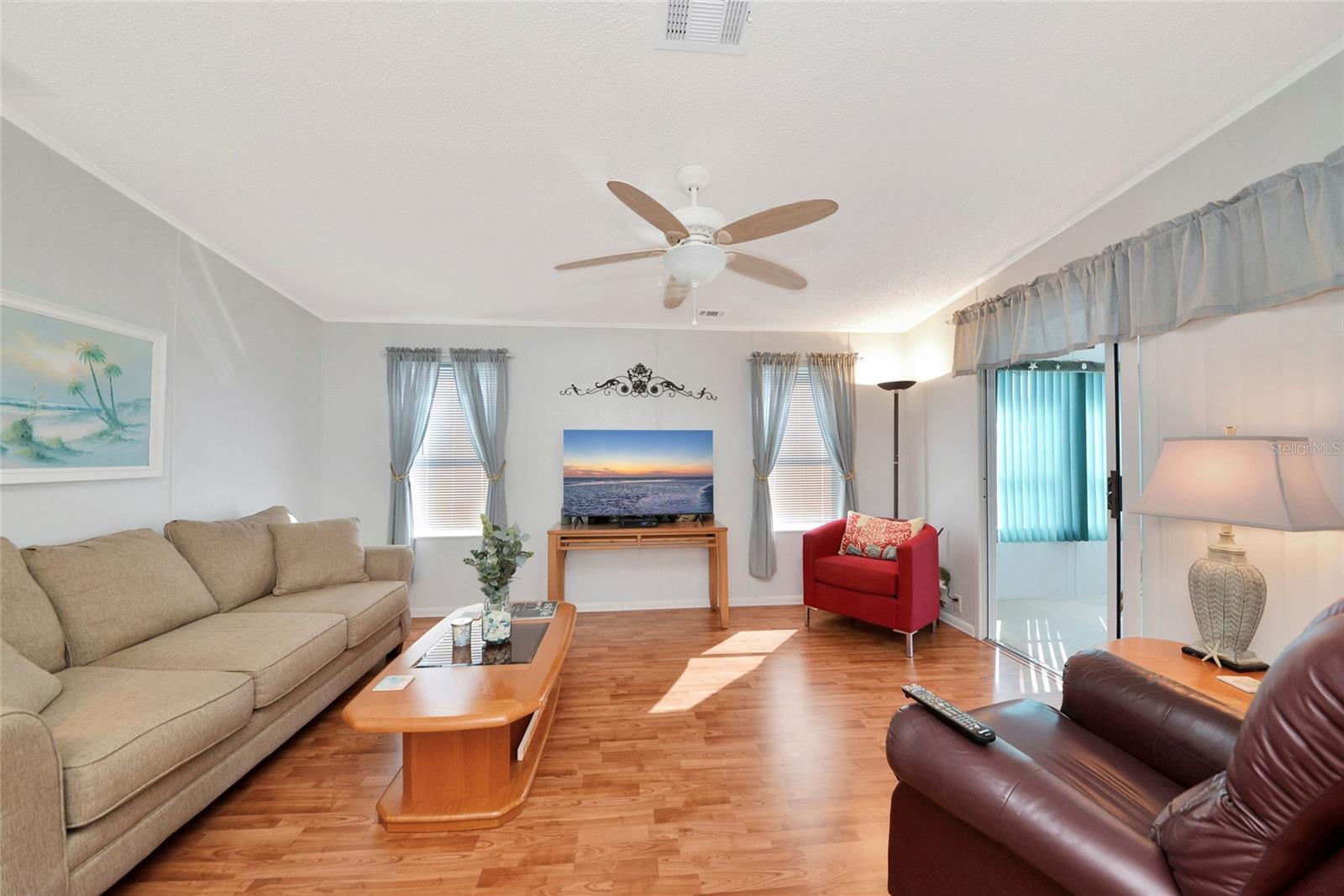 Image 23 of 63 For 804 50th C Avenue E