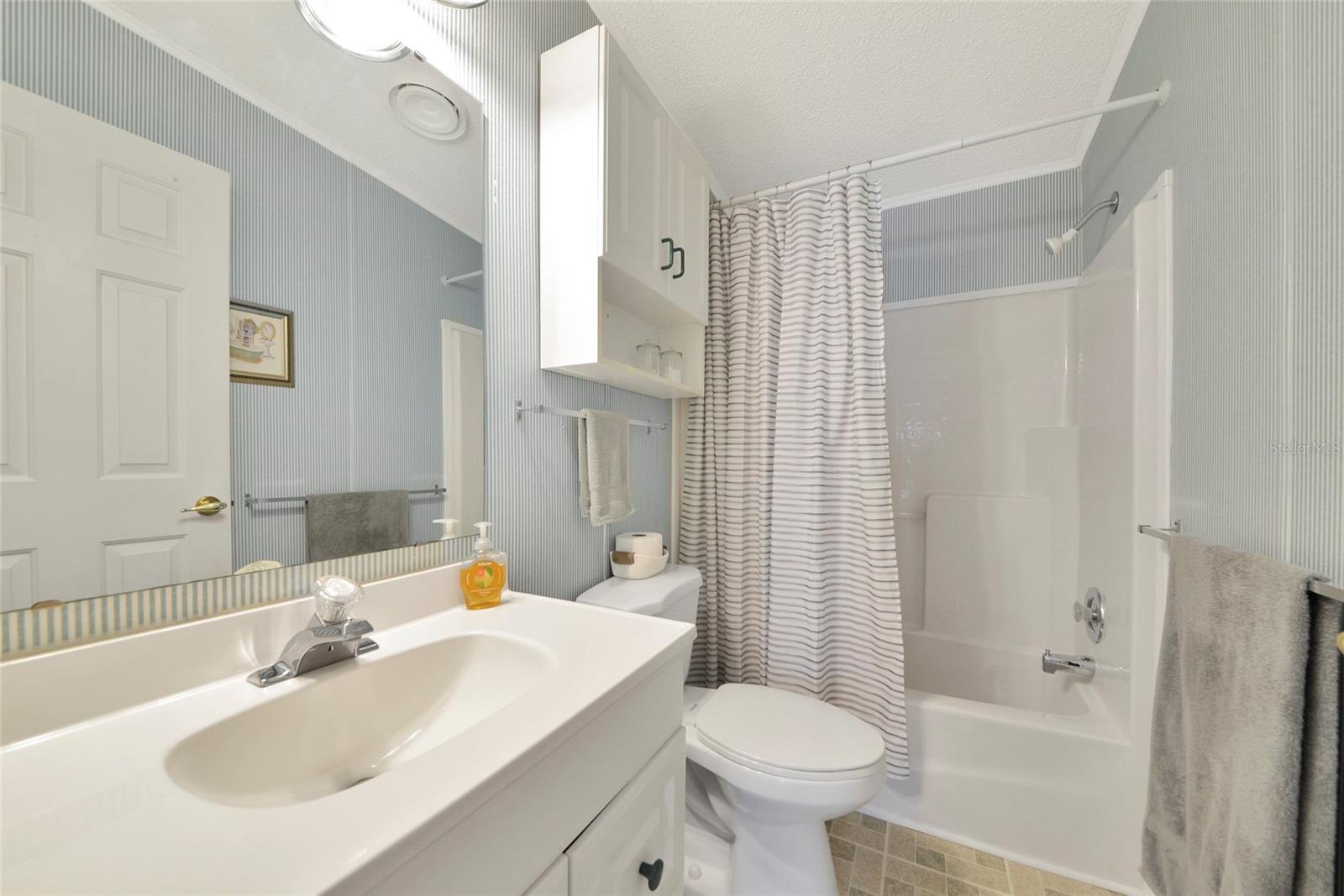 Image 30 of 63 For 804 50th C Avenue E