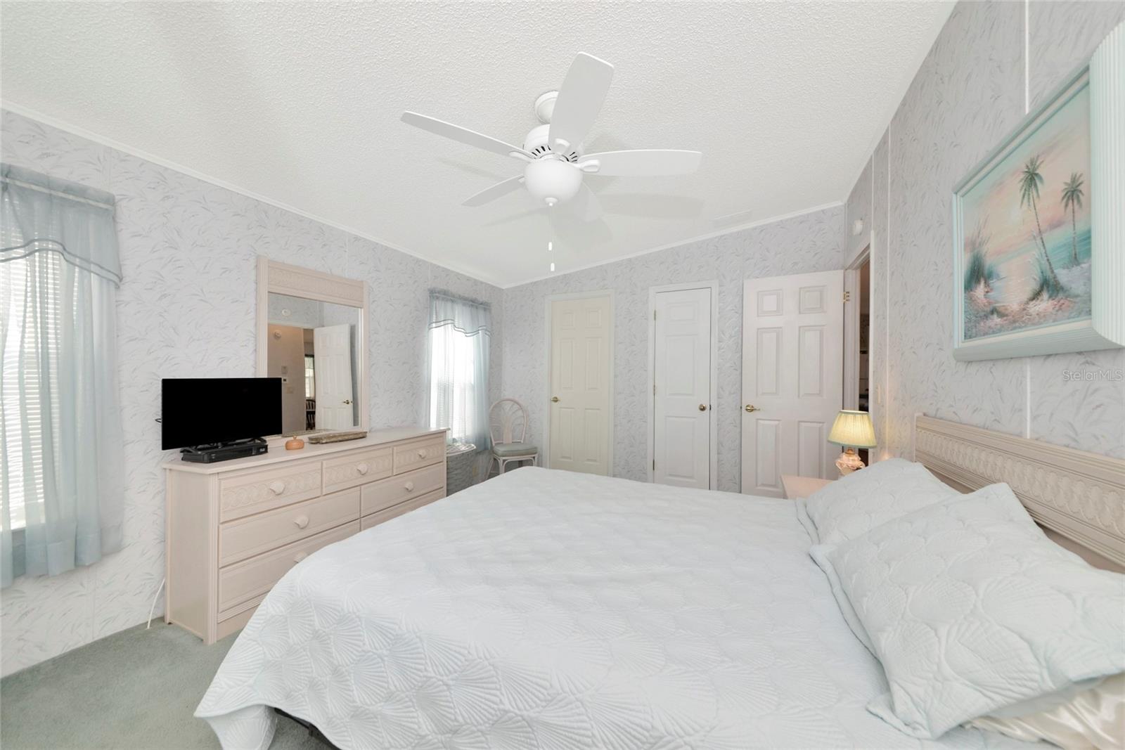 Image 34 of 63 For 804 50th C Avenue E