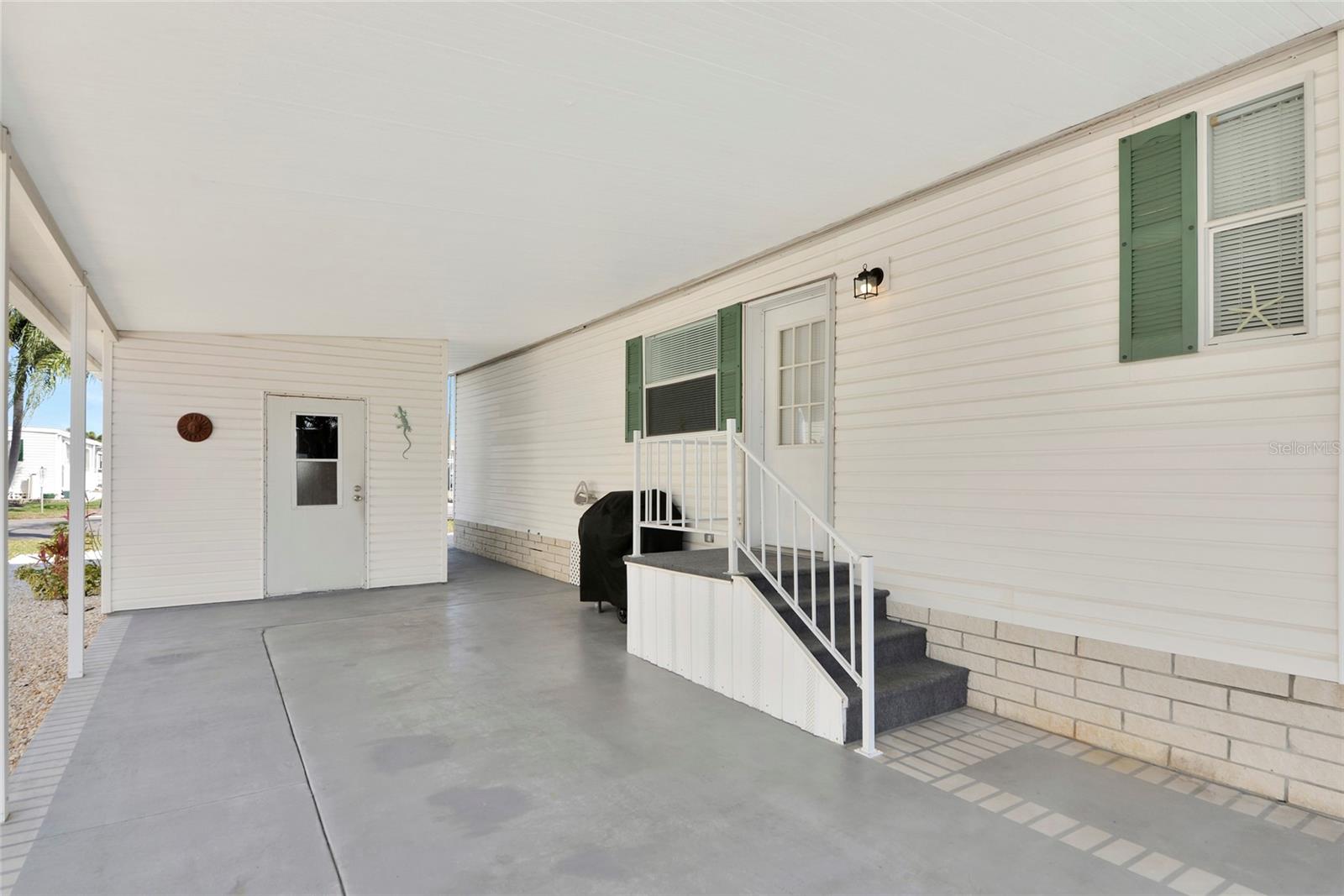 Image 41 of 63 For 804 50th C Avenue E