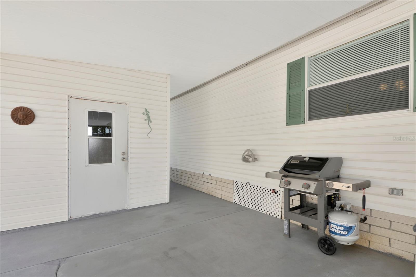 Image 6 of 63 For 804 50th C Avenue E