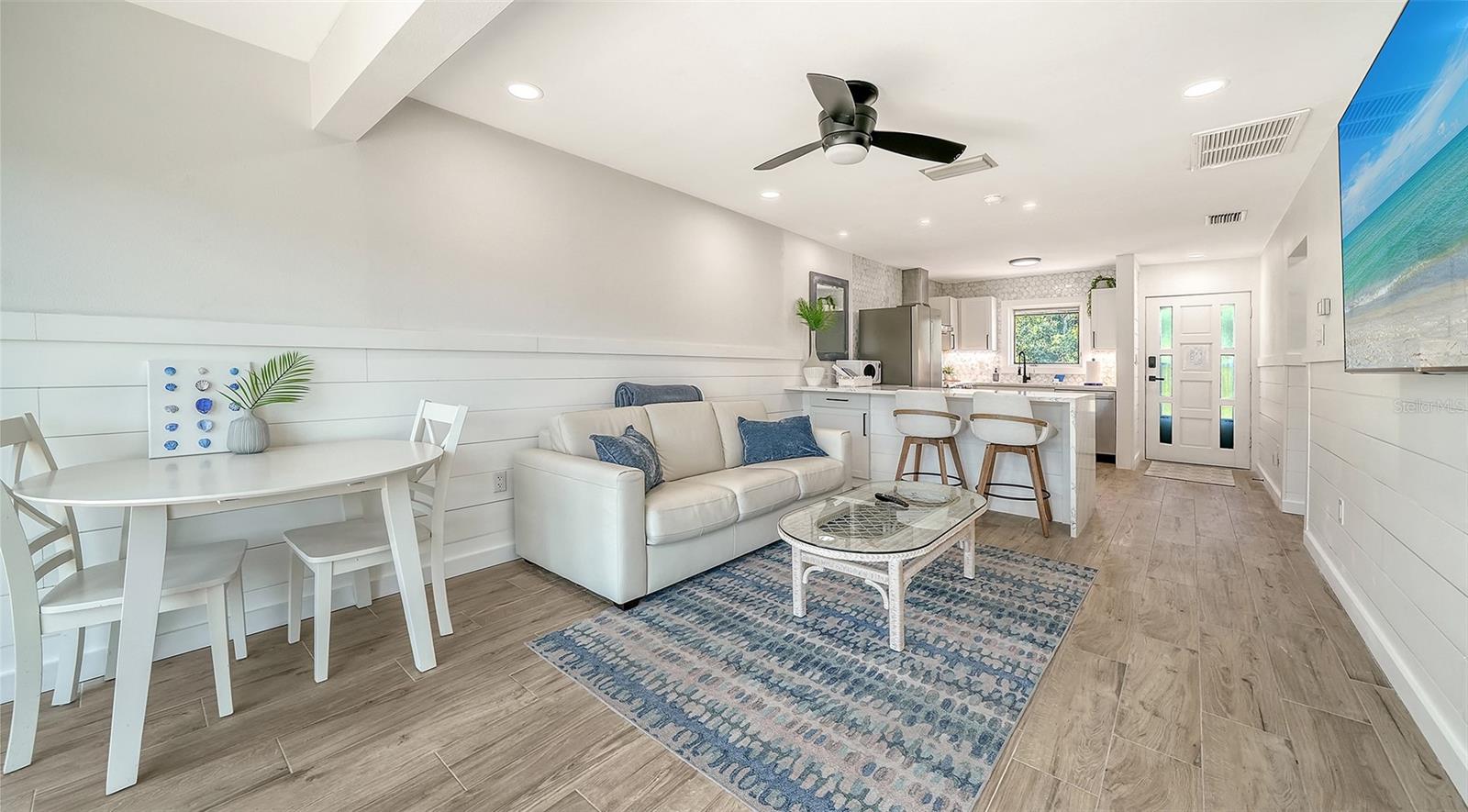 Image 18 of 53 For 729 Saint Judes Drive S 3