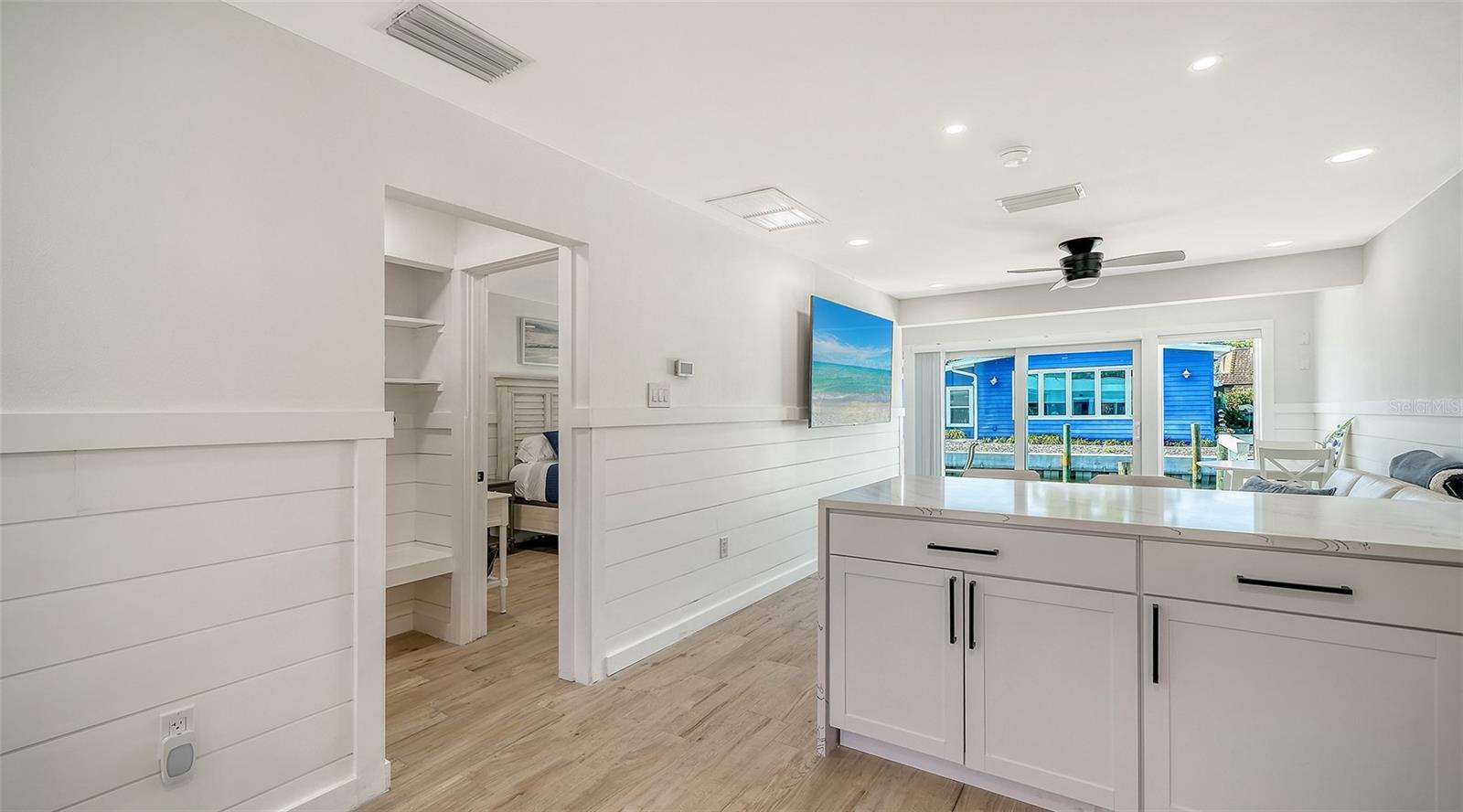 Image 22 of 53 For 729 Saint Judes Drive S 3