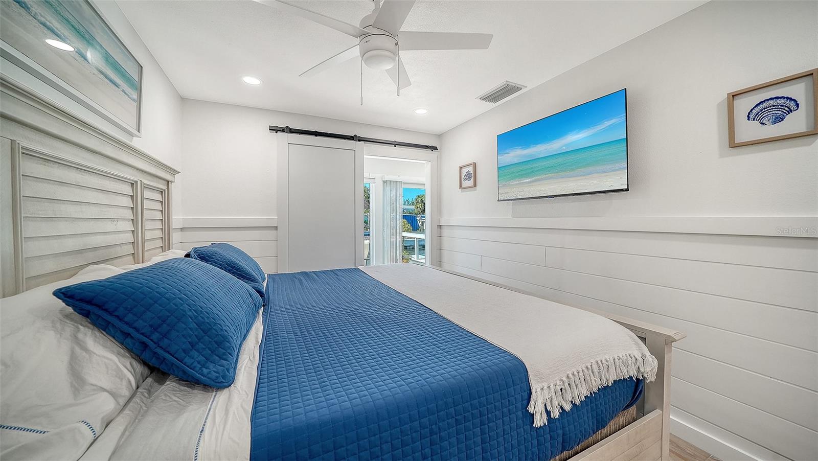 Image 25 of 53 For 729 Saint Judes Drive S 3