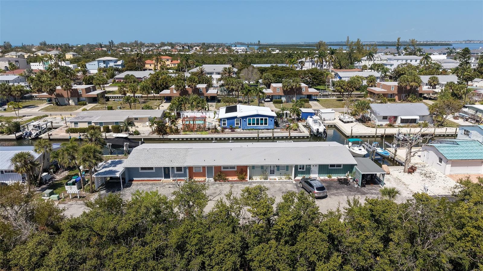 Image 4 of 53 For 729 Saint Judes Drive S 3