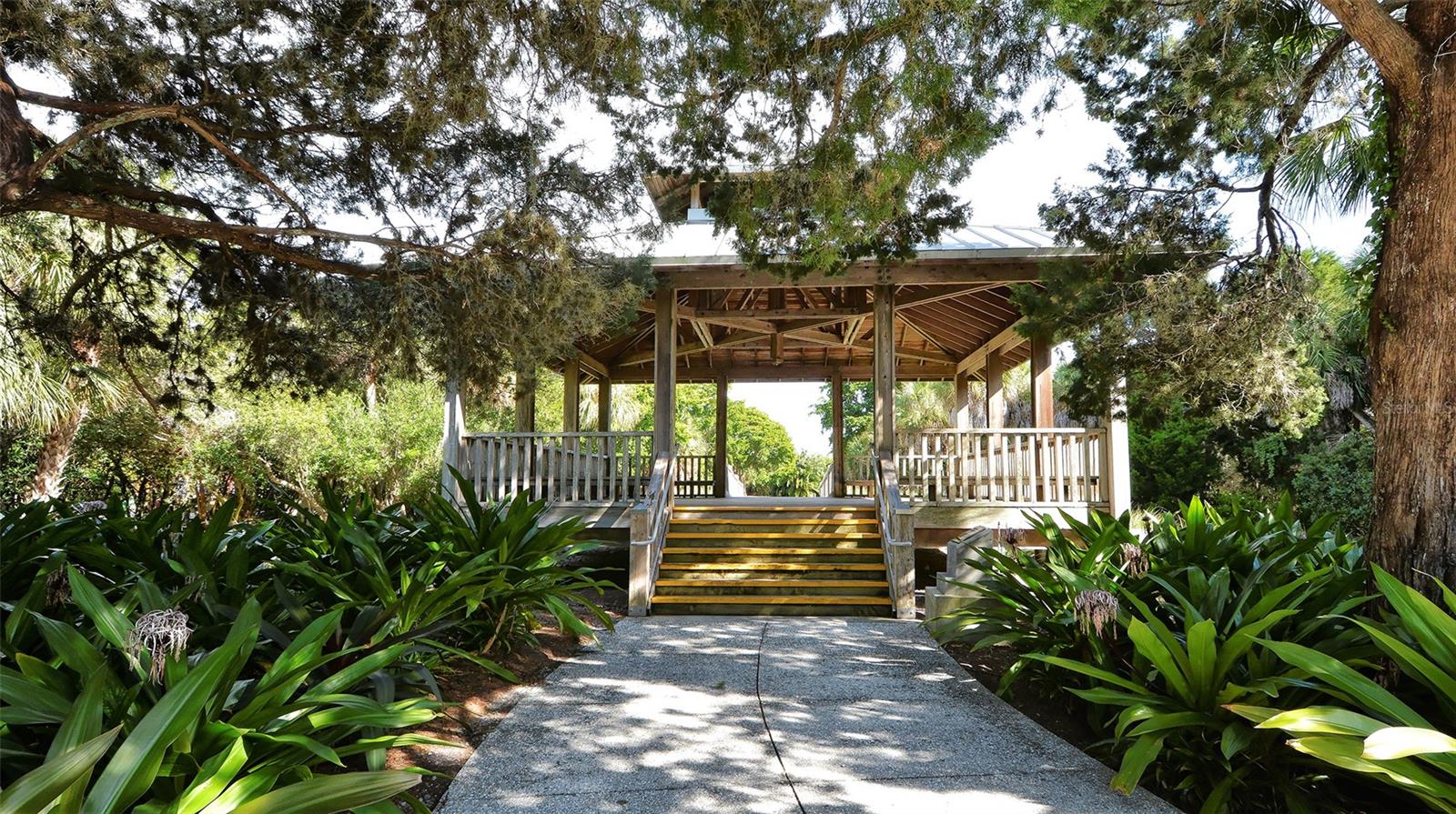 Image 41 of 53 For 729 Saint Judes Drive S 3