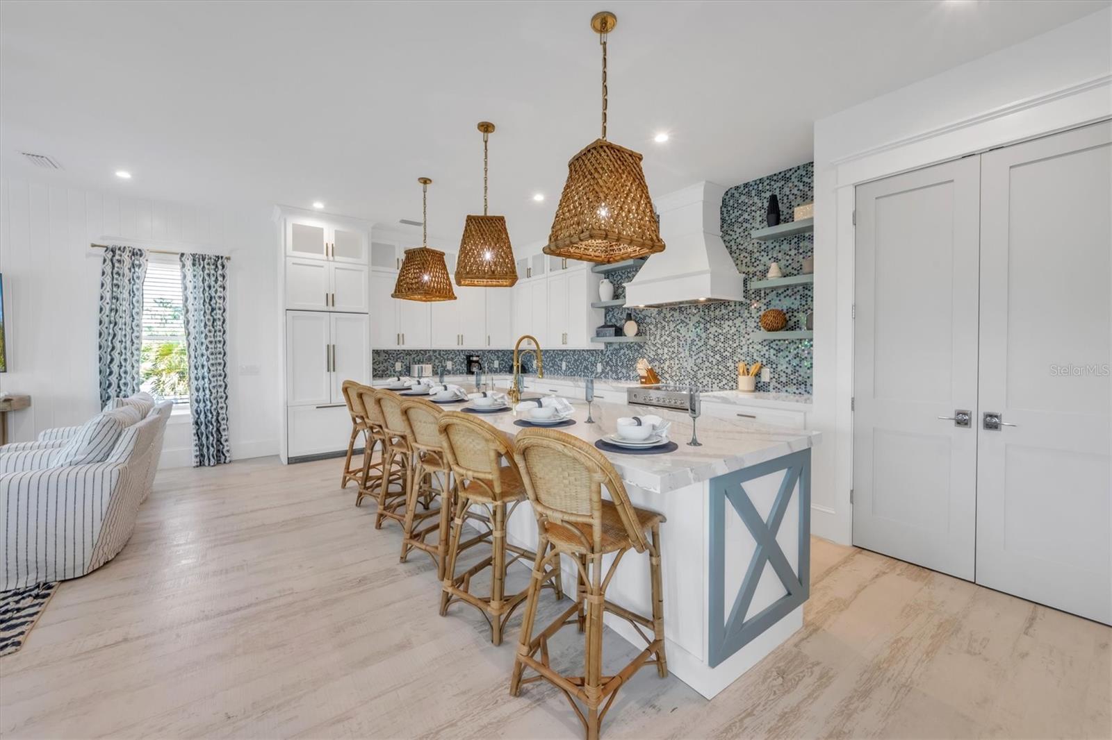 Image 6 of 70 For 518 Spring Avenue