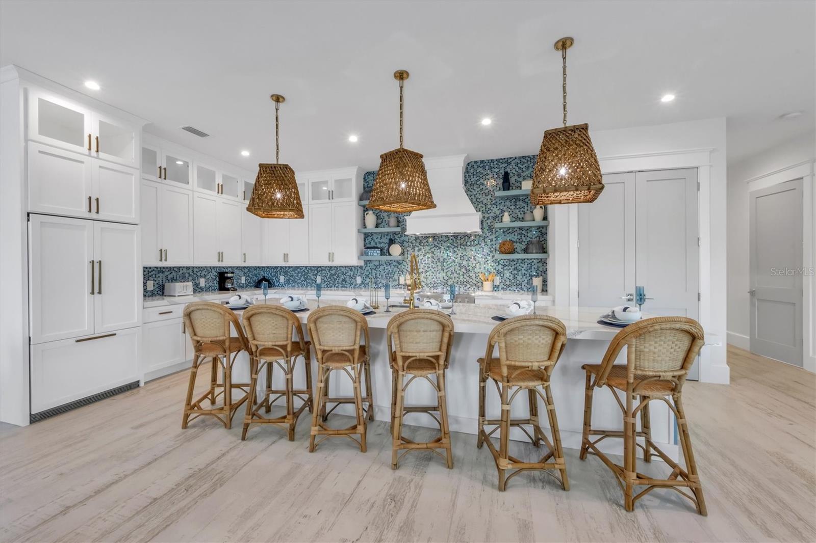 Image 7 of 70 For 518 Spring Avenue