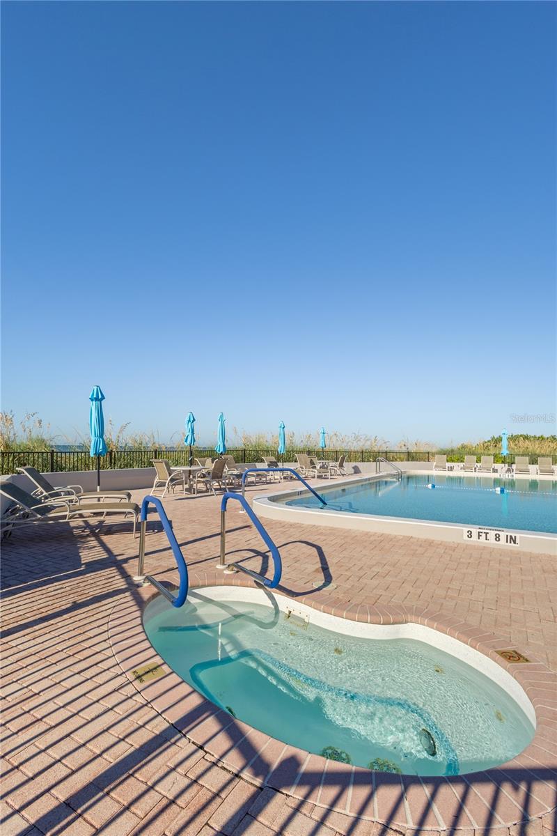 Image 30 of 46 For 5757 Gulf Of Mexico Drive 115