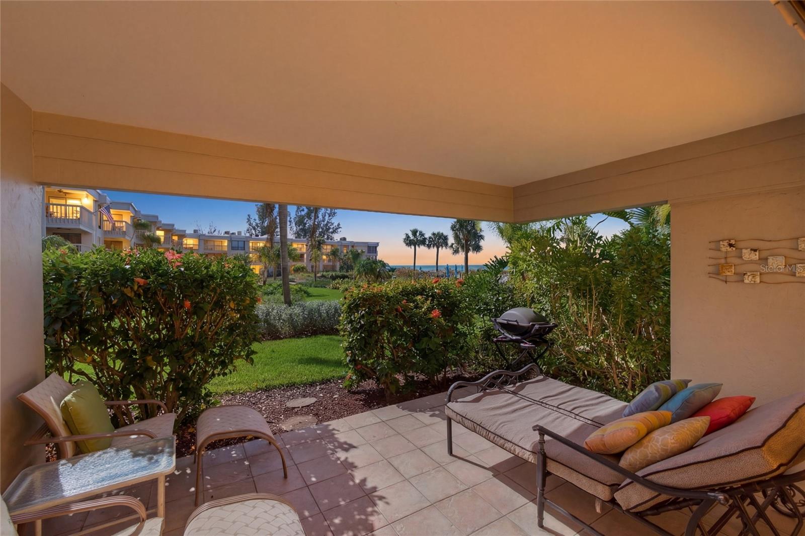 Image 6 of 46 For 5757 Gulf Of Mexico Drive 115