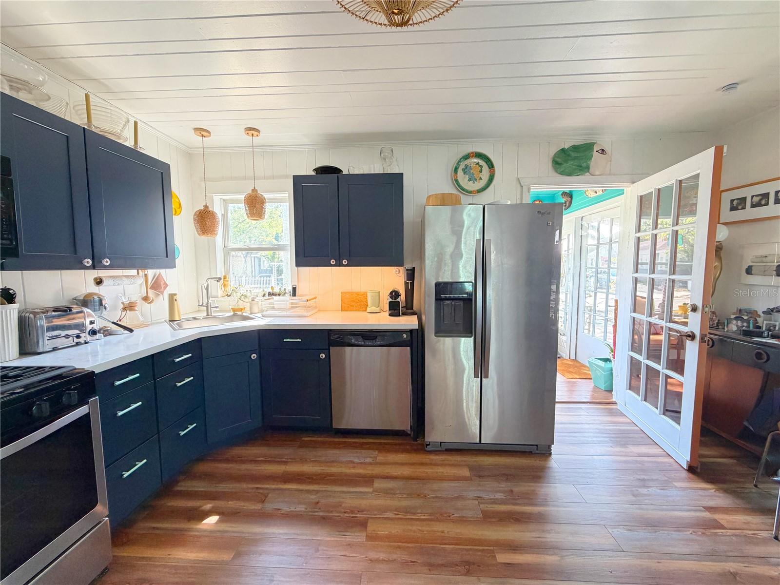 Image 4 of 12 For 1614 Ballard Park Drive