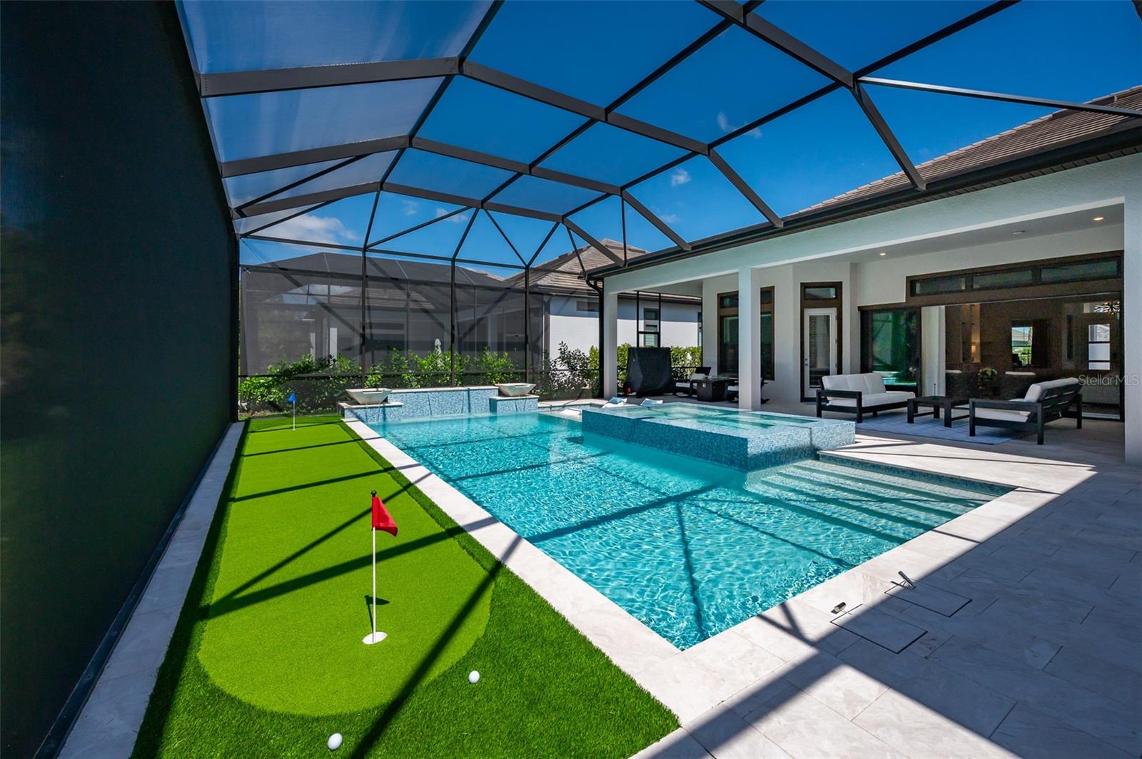 Image 20 of 67 For 8458 Snowfall Street