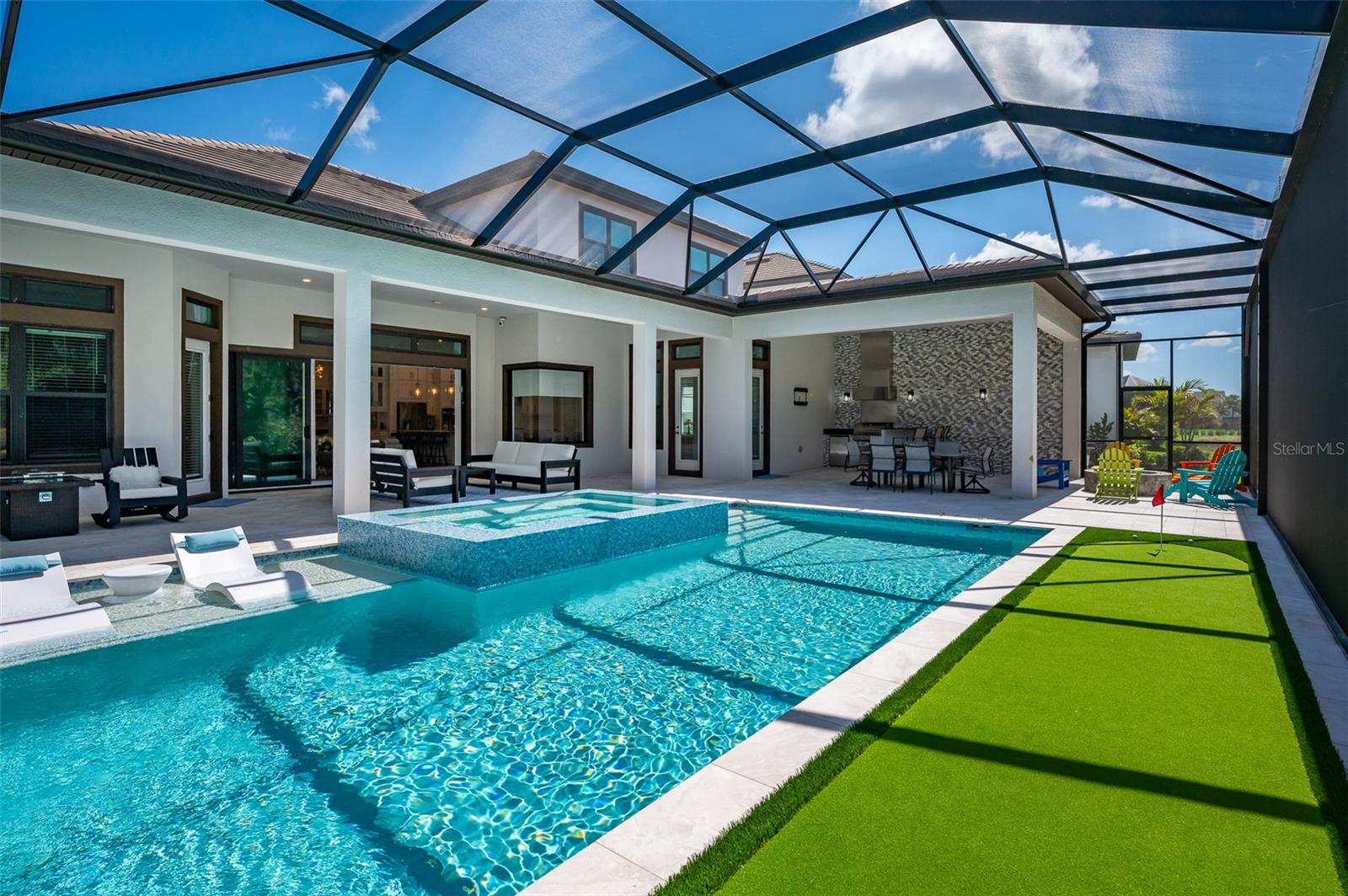 Image 21 of 67 For 8458 Snowfall Street