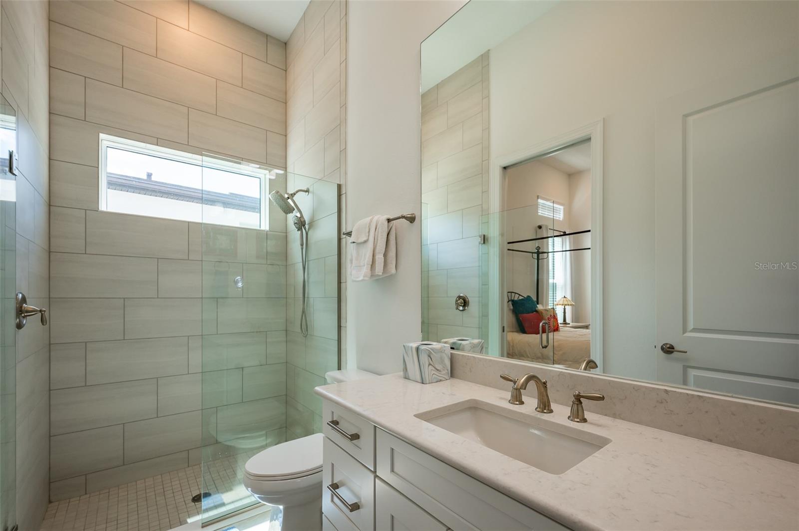 Image 26 of 67 For 8458 Snowfall Street