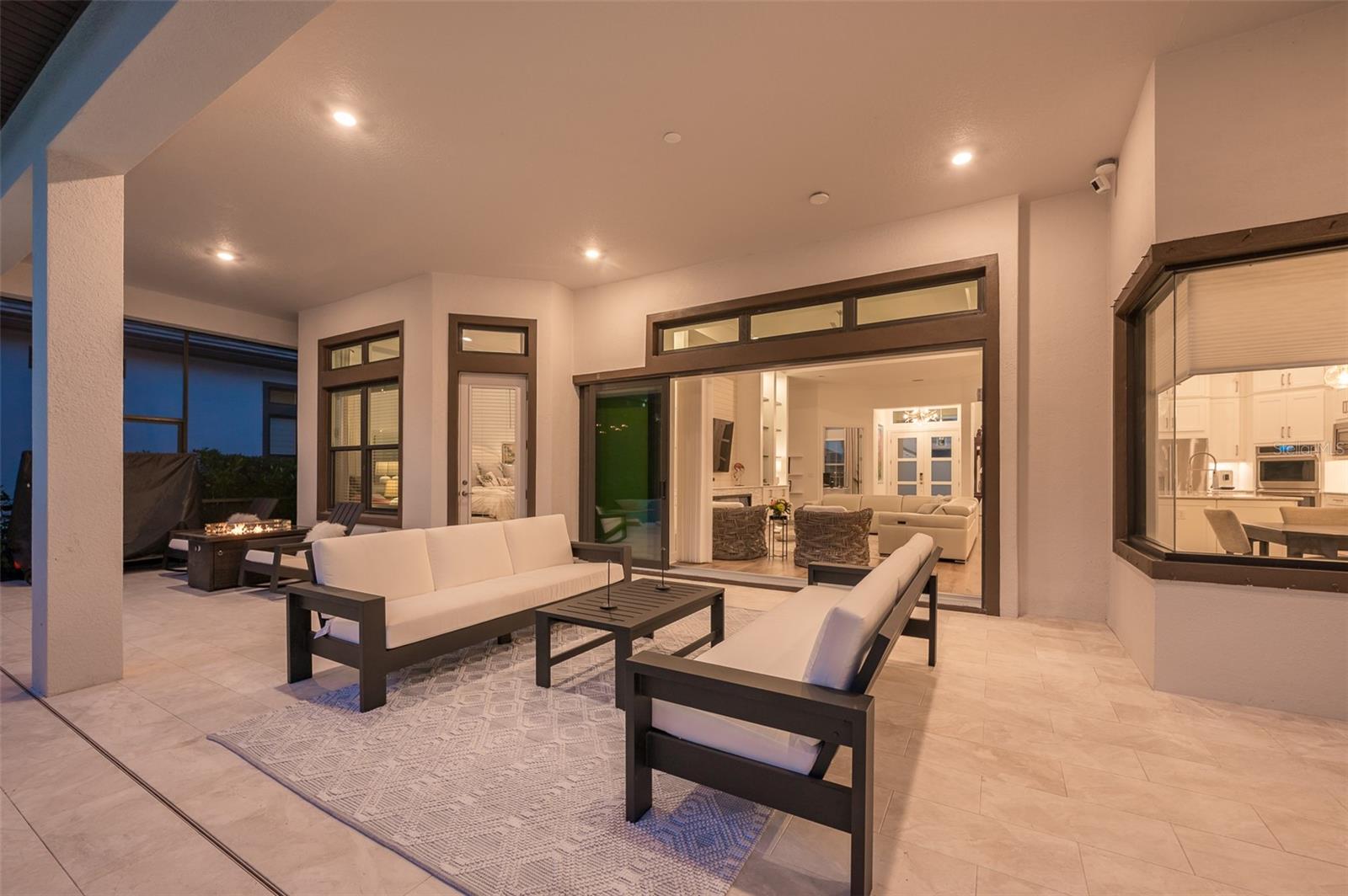 Image 38 of 67 For 8458 Snowfall Street