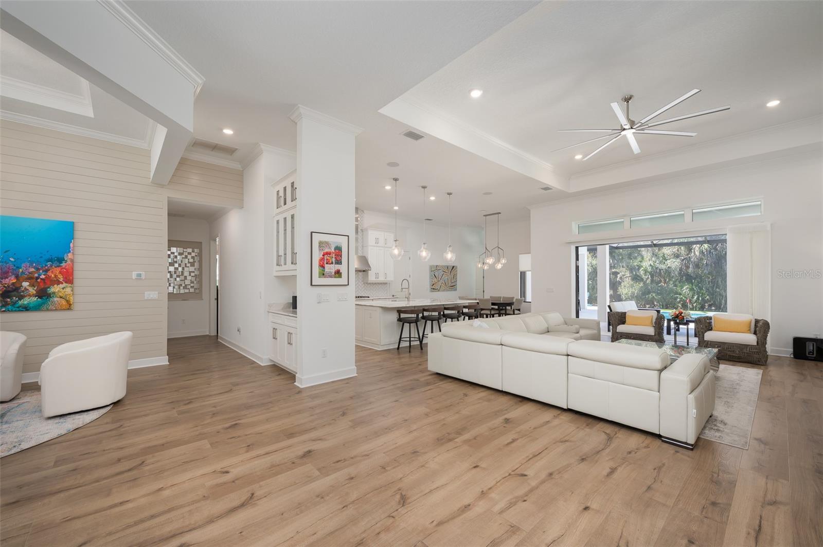 Image 4 of 67 For 8458 Snowfall Street