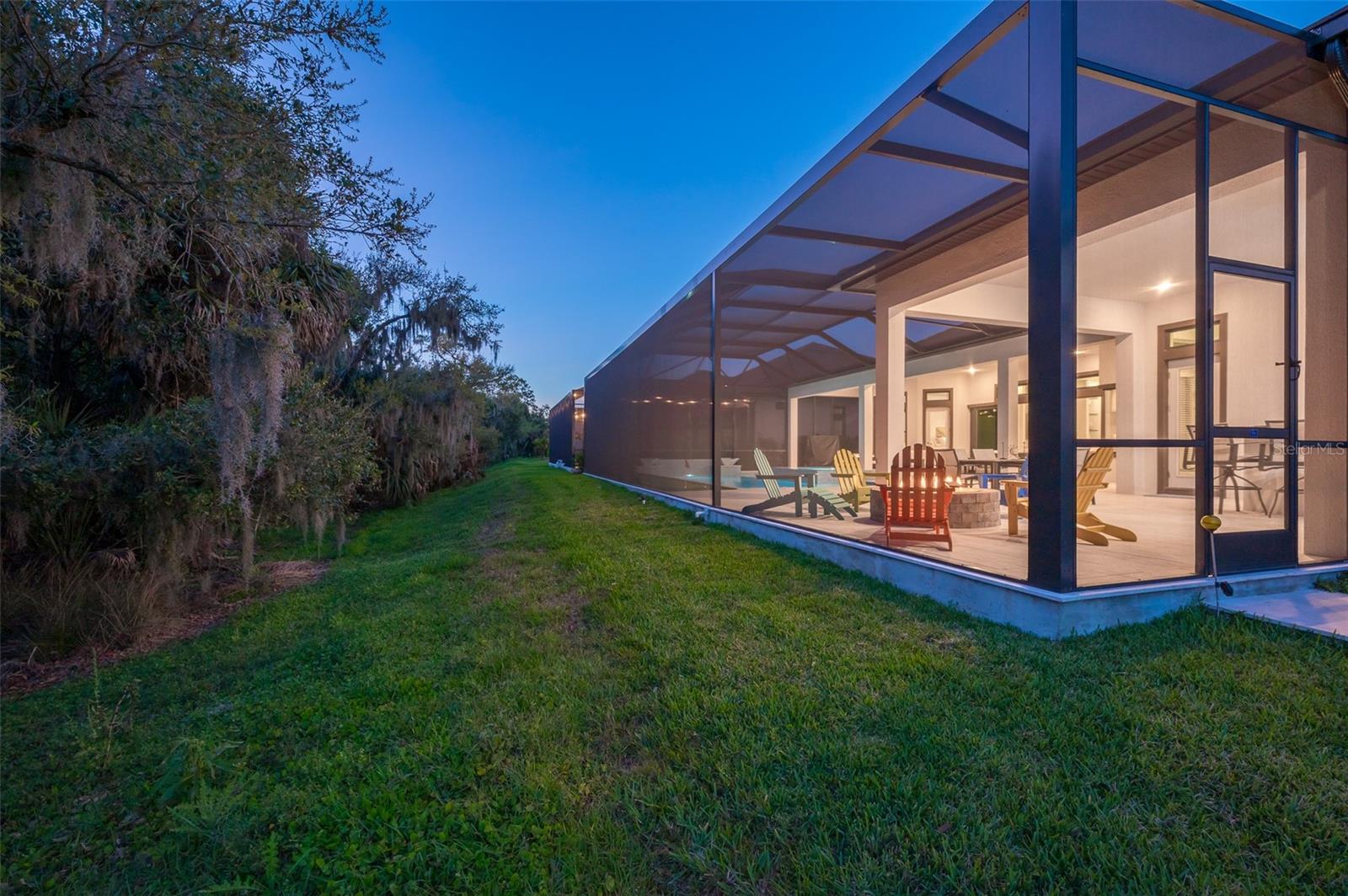 Image 41 of 67 For 8458 Snowfall Street