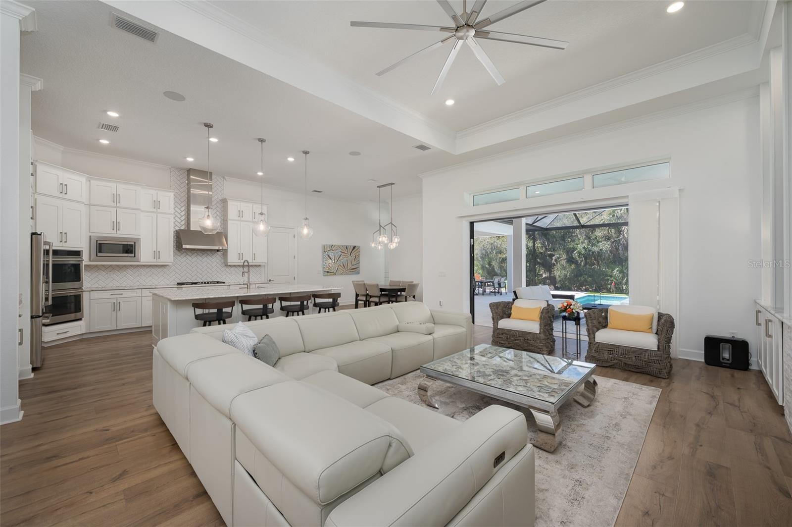 Image 5 of 67 For 8458 Snowfall Street