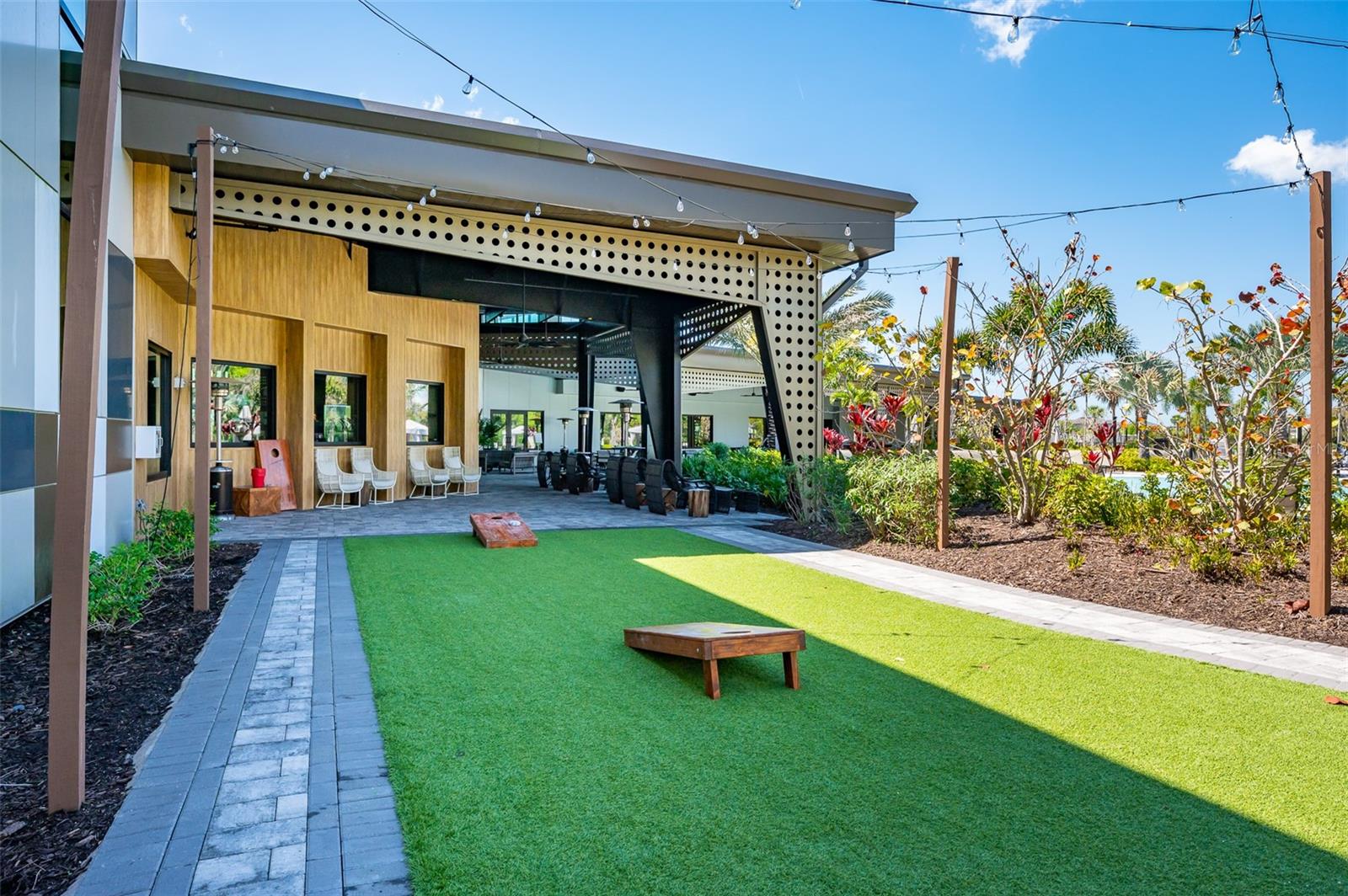 Image 55 of 67 For 8458 Snowfall Street