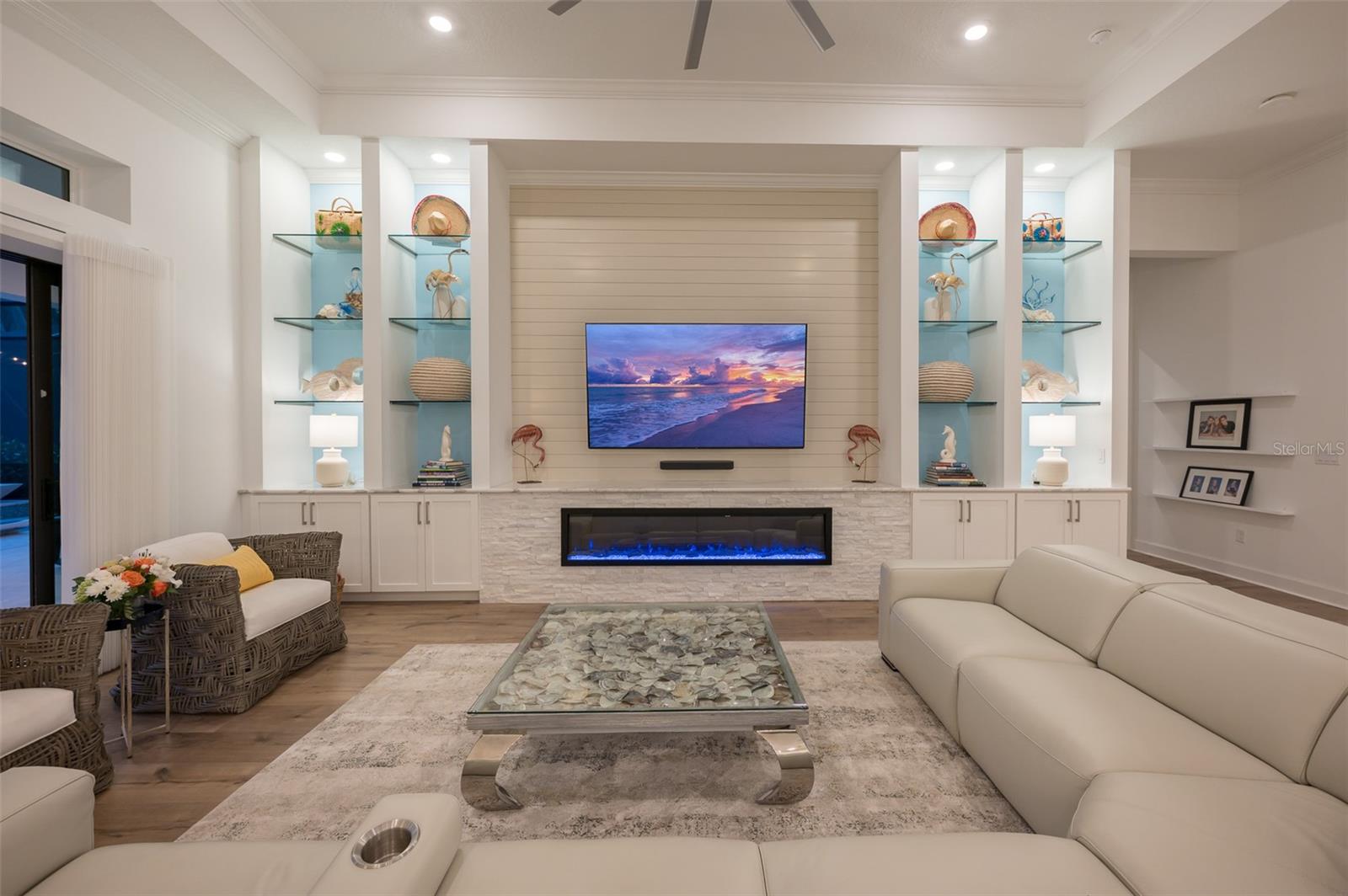 Image 8 of 67 For 8458 Snowfall Street