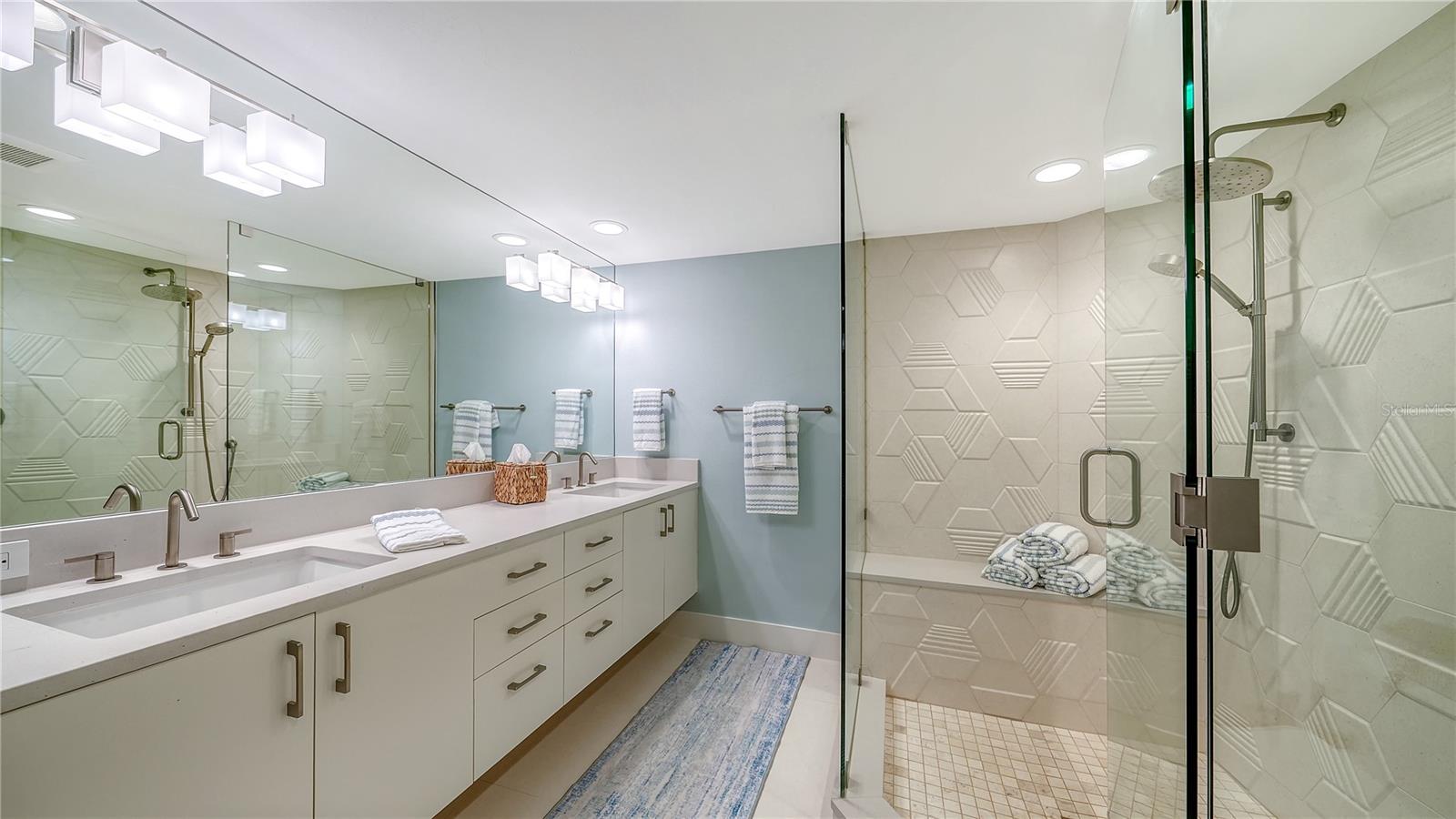 Image 27 of 40 For 100 Sands Point Road 114