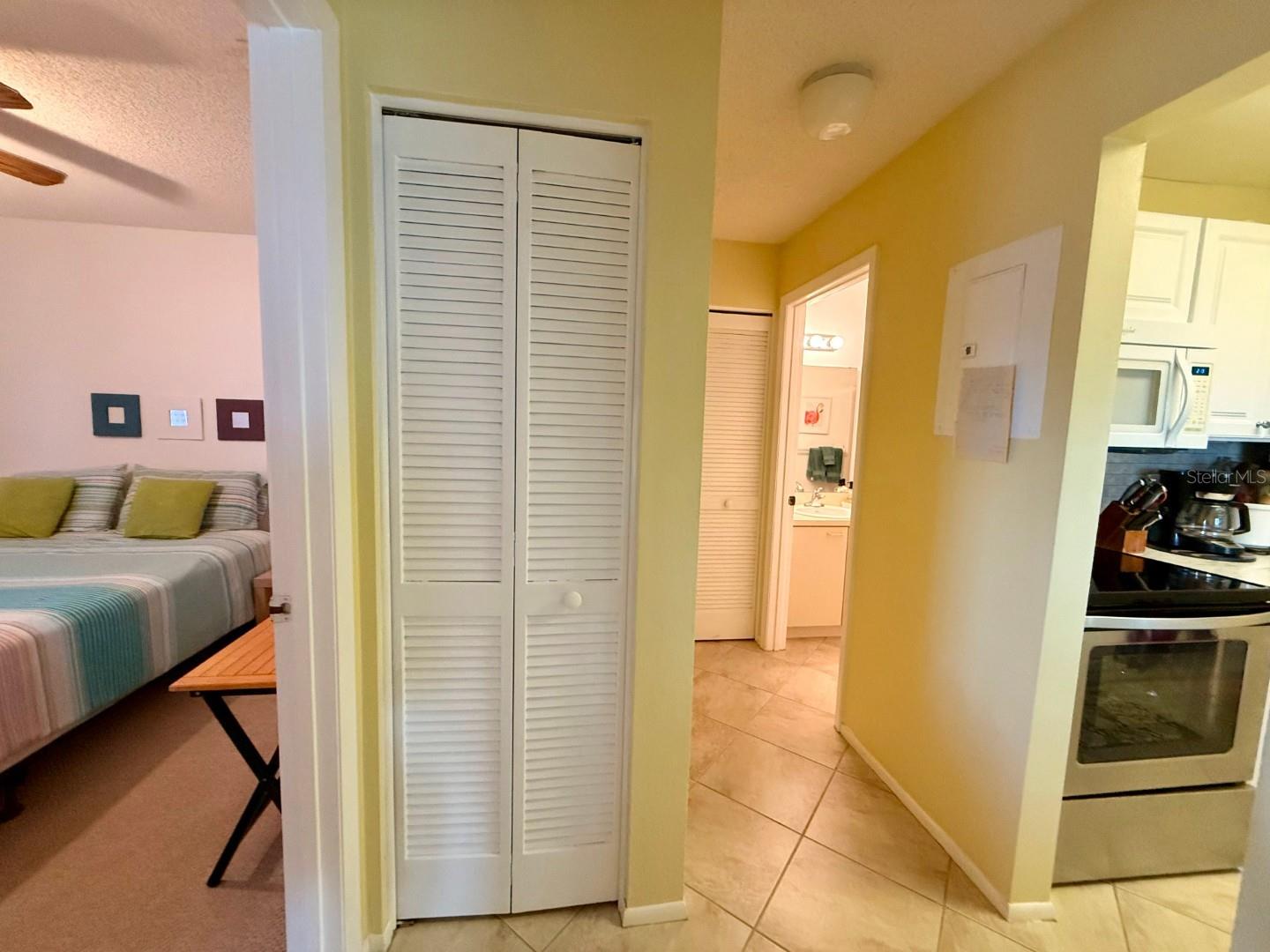 Image 28 of 53 For 3863 59th Avenue W 4189