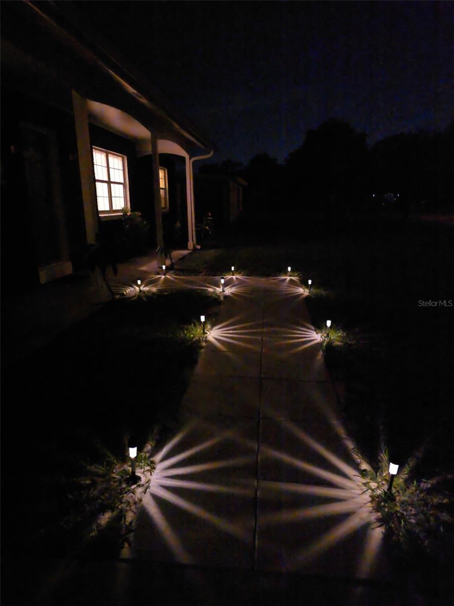 Image 4 of 23 For 1760 Peruvian Lane