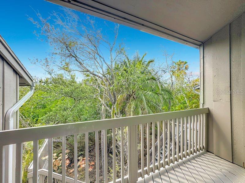 Image 18 of 34 For 1445 Landings Circle 69