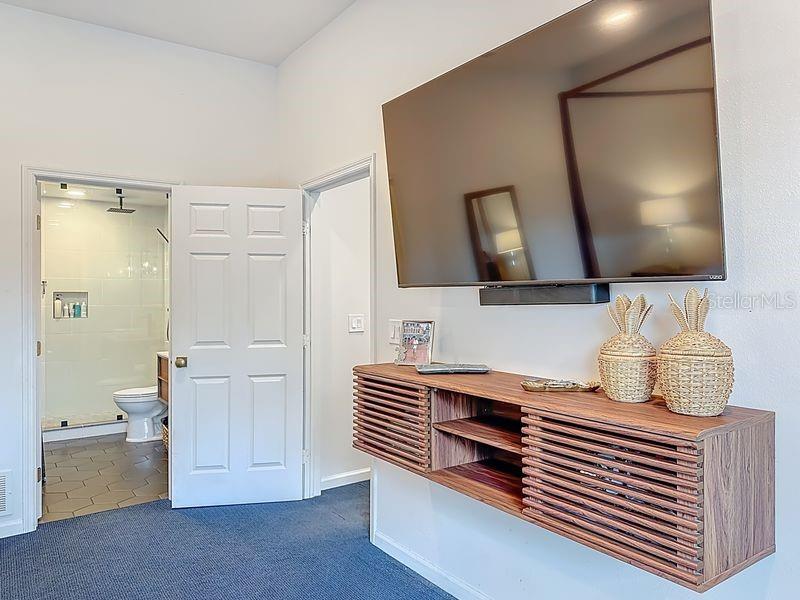 Image 19 of 34 For 1445 Landings Circle 69