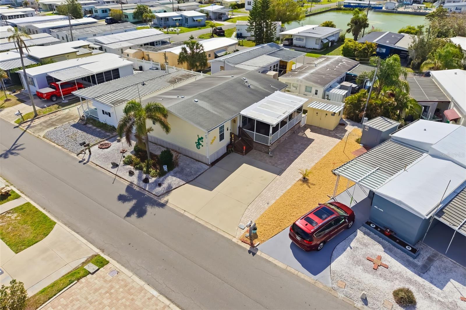 Image 16 of 70 For 812 50th Avenue Terrace W