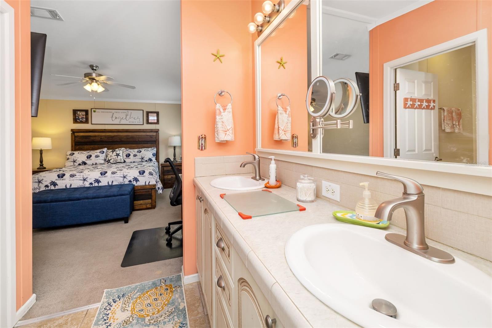 Image 37 of 70 For 812 50th Avenue Terrace W