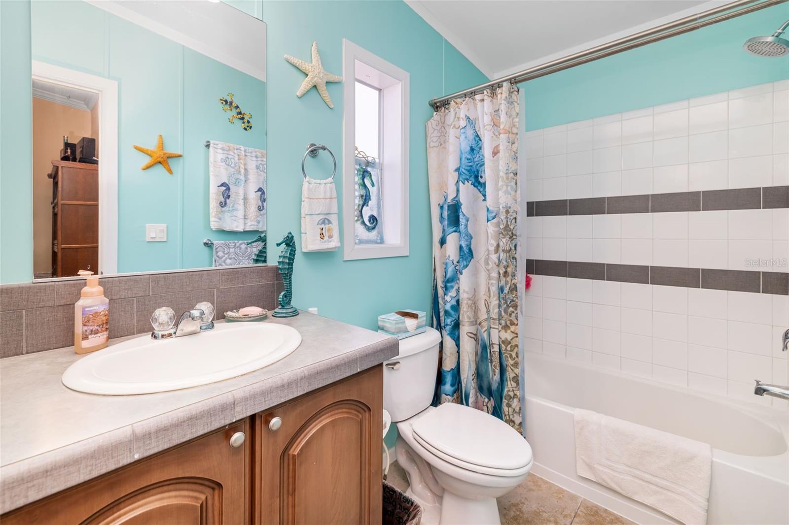 Image 44 of 70 For 812 50th Avenue Terrace W