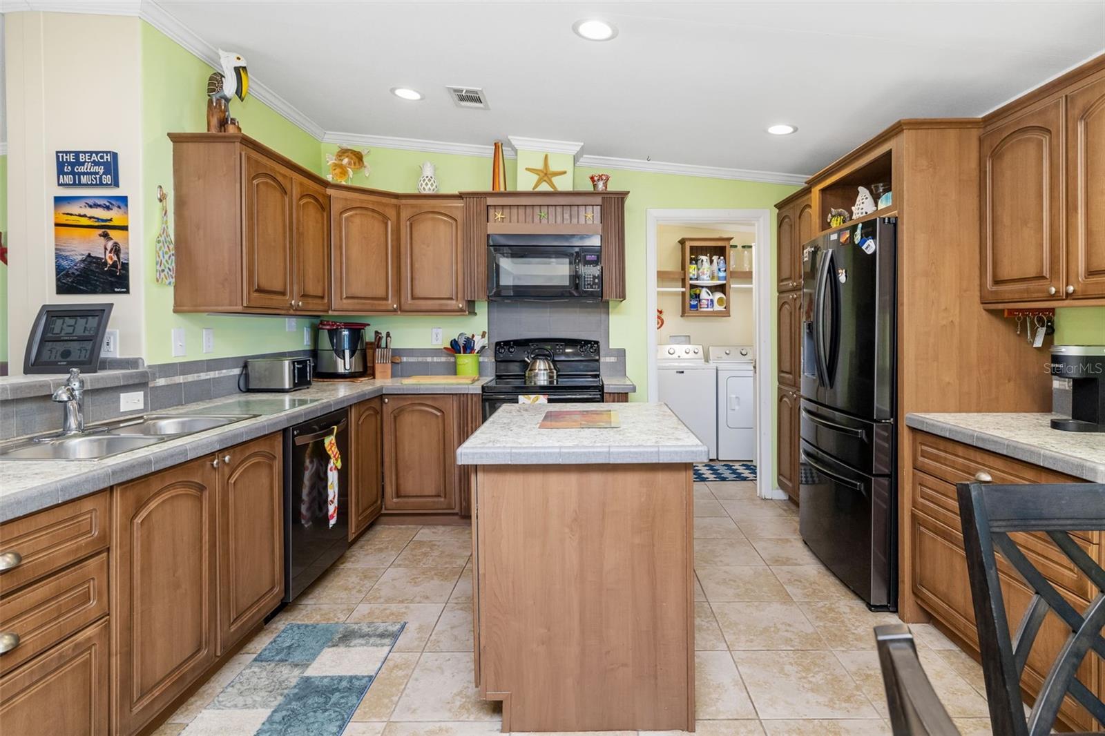 Image 47 of 70 For 812 50th Avenue Terrace W