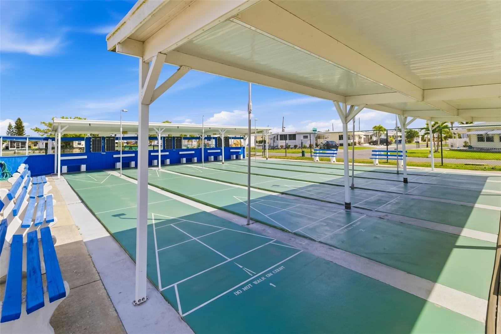 Image 58 of 70 For 812 50th Avenue Terrace W