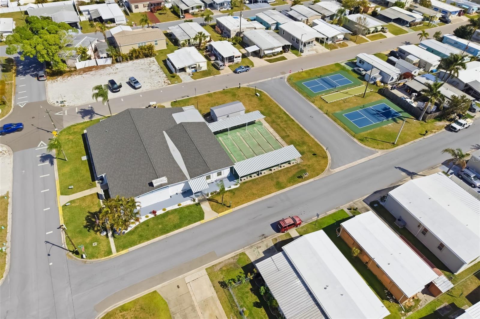 Image 60 of 70 For 812 50th Avenue Terrace W