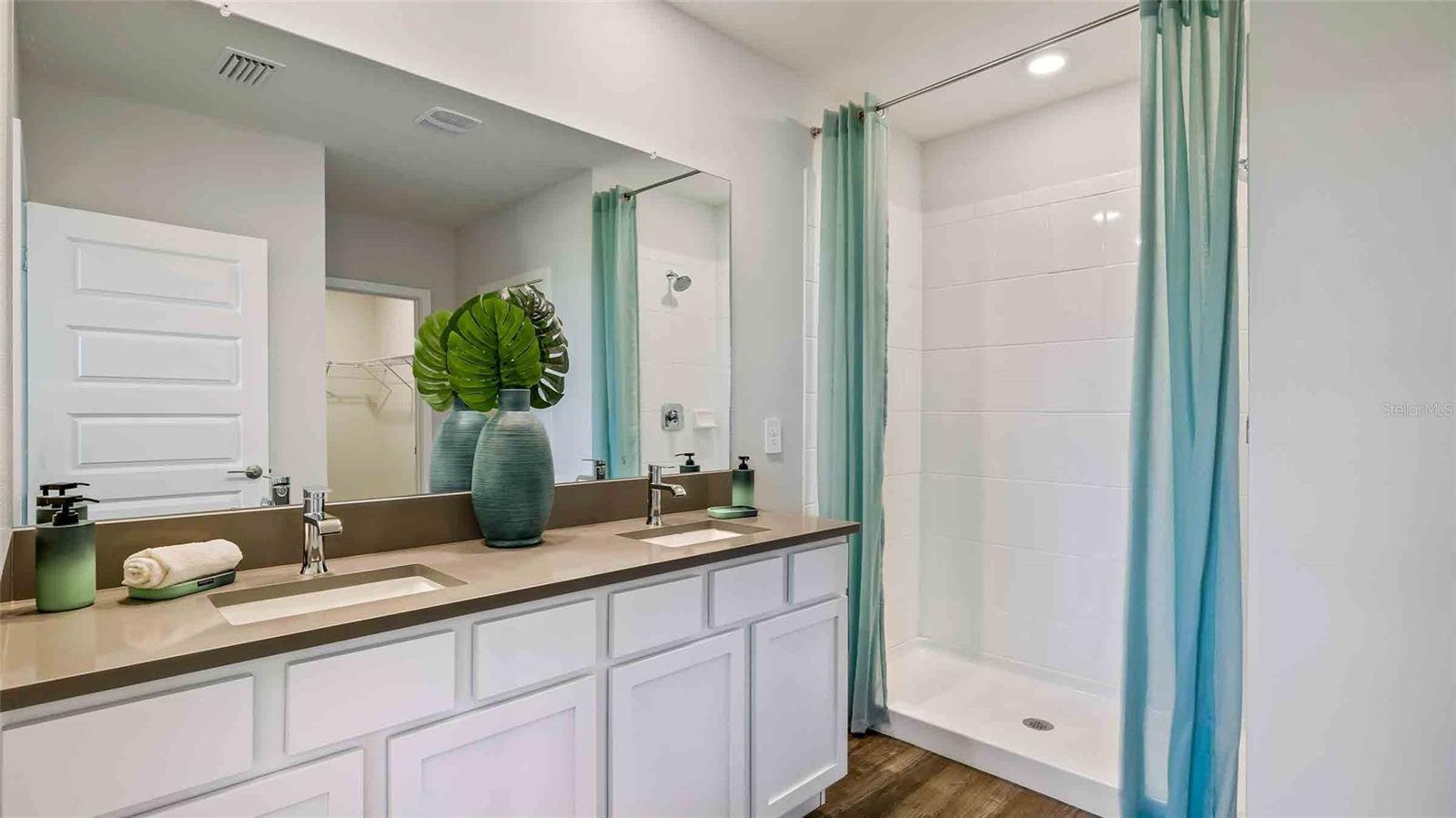 Image 10 of 42 For 18224 Beehive Terrace