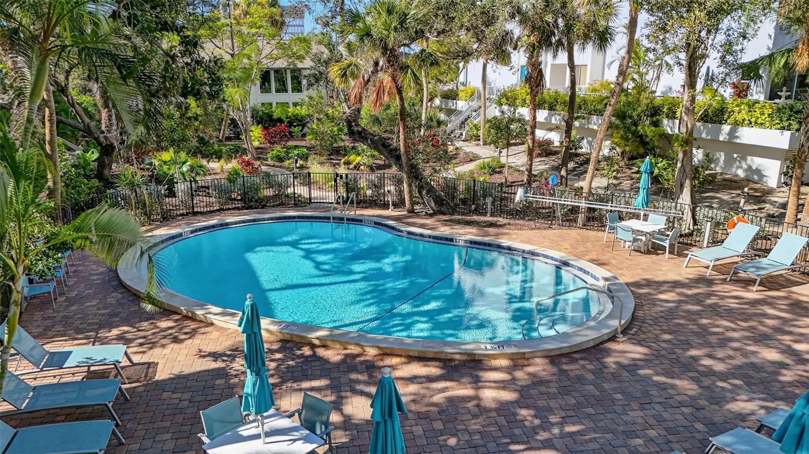 Image 49 of 52 For 6012 Peppertree Way 227b