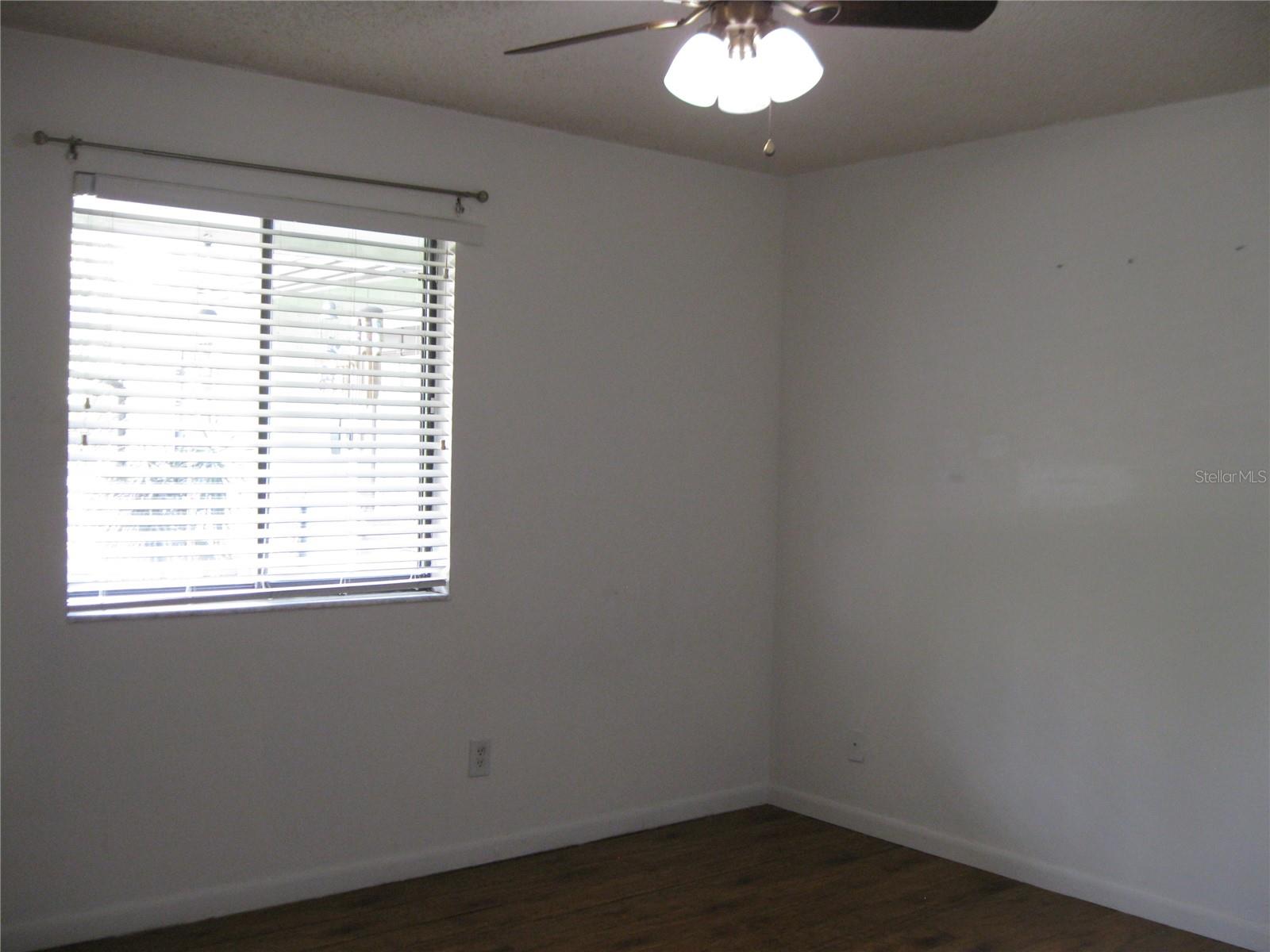 Image 9 of 15 For 620 31st Avenue E