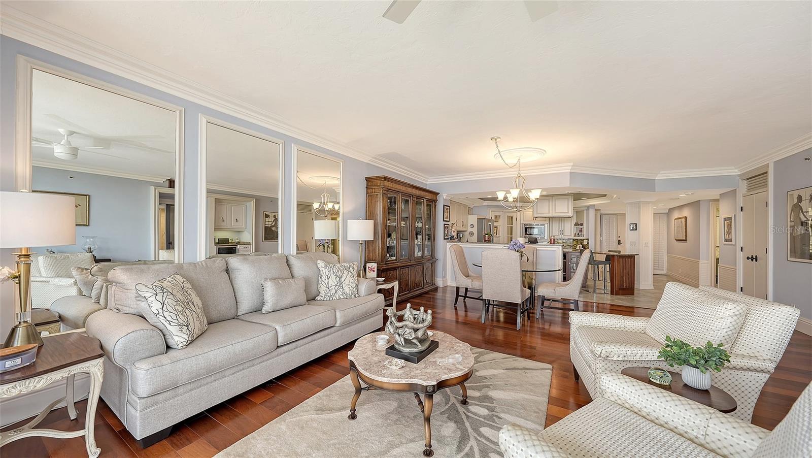 Image 9 of 46 For 2110 Harbourside Drive 536