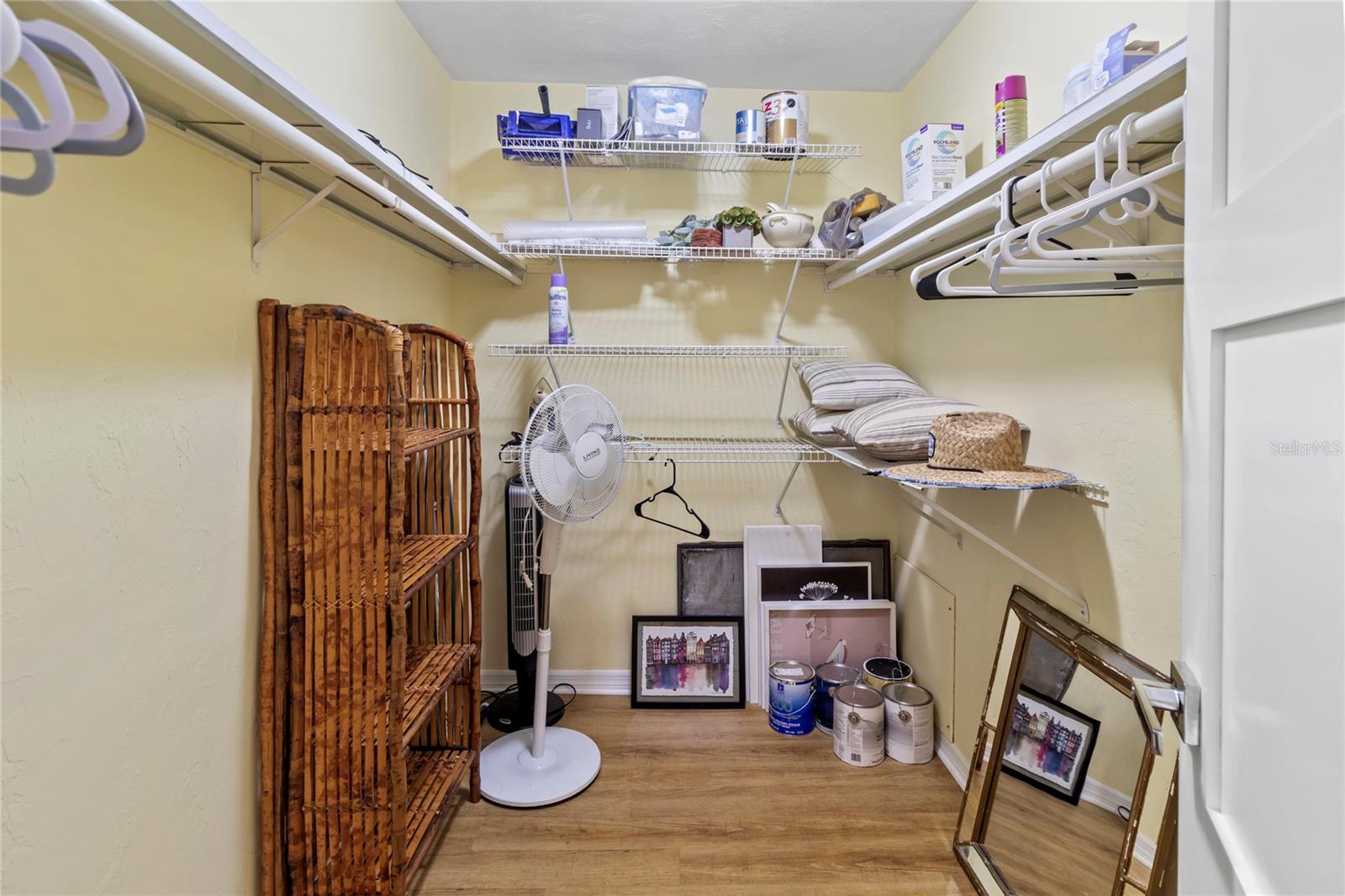 Image 16 of 38 For 1801 Gulf Drive N 275